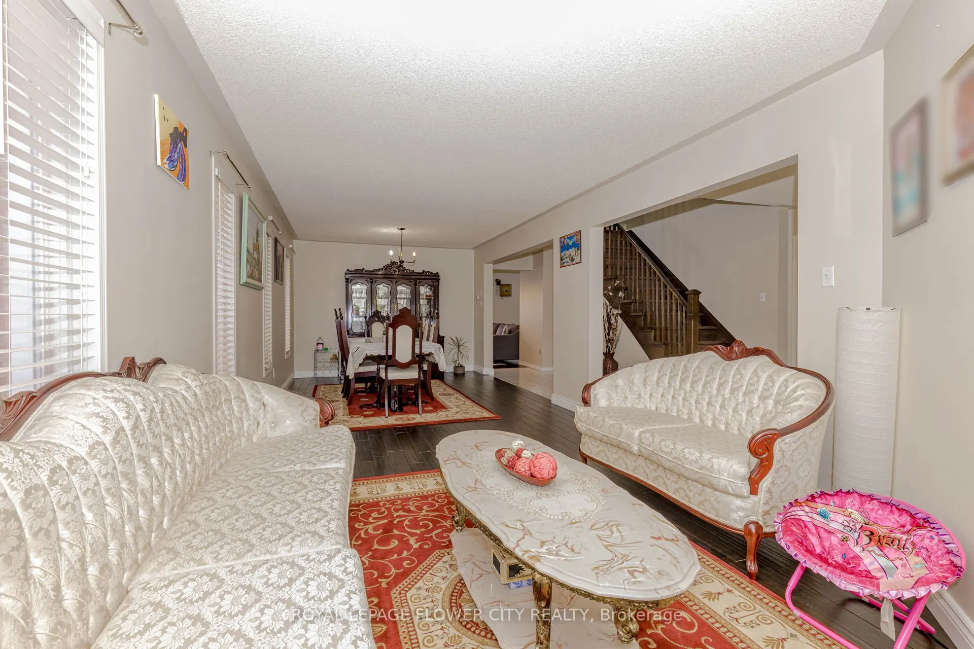 30 Foxtail Road