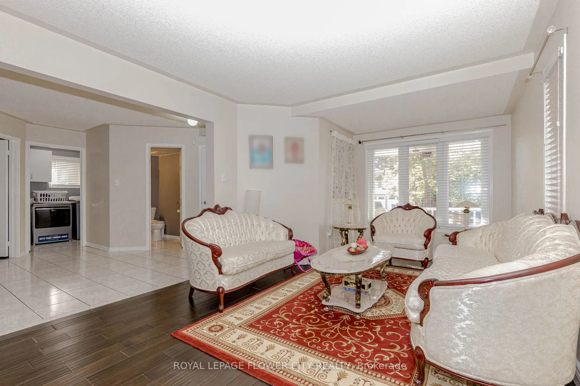 30 Foxtail Road