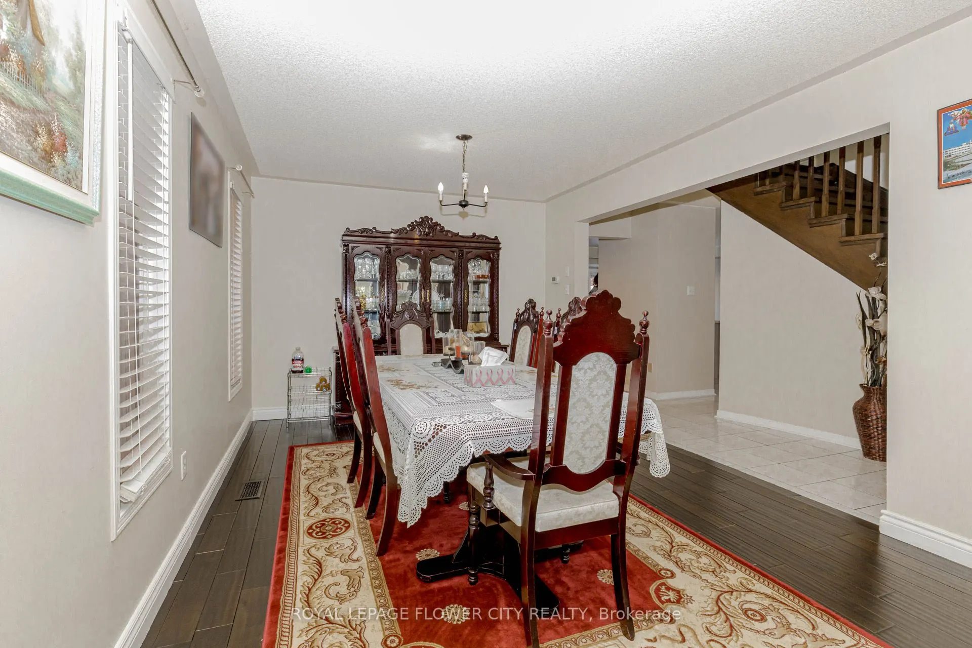 30 Foxtail Road