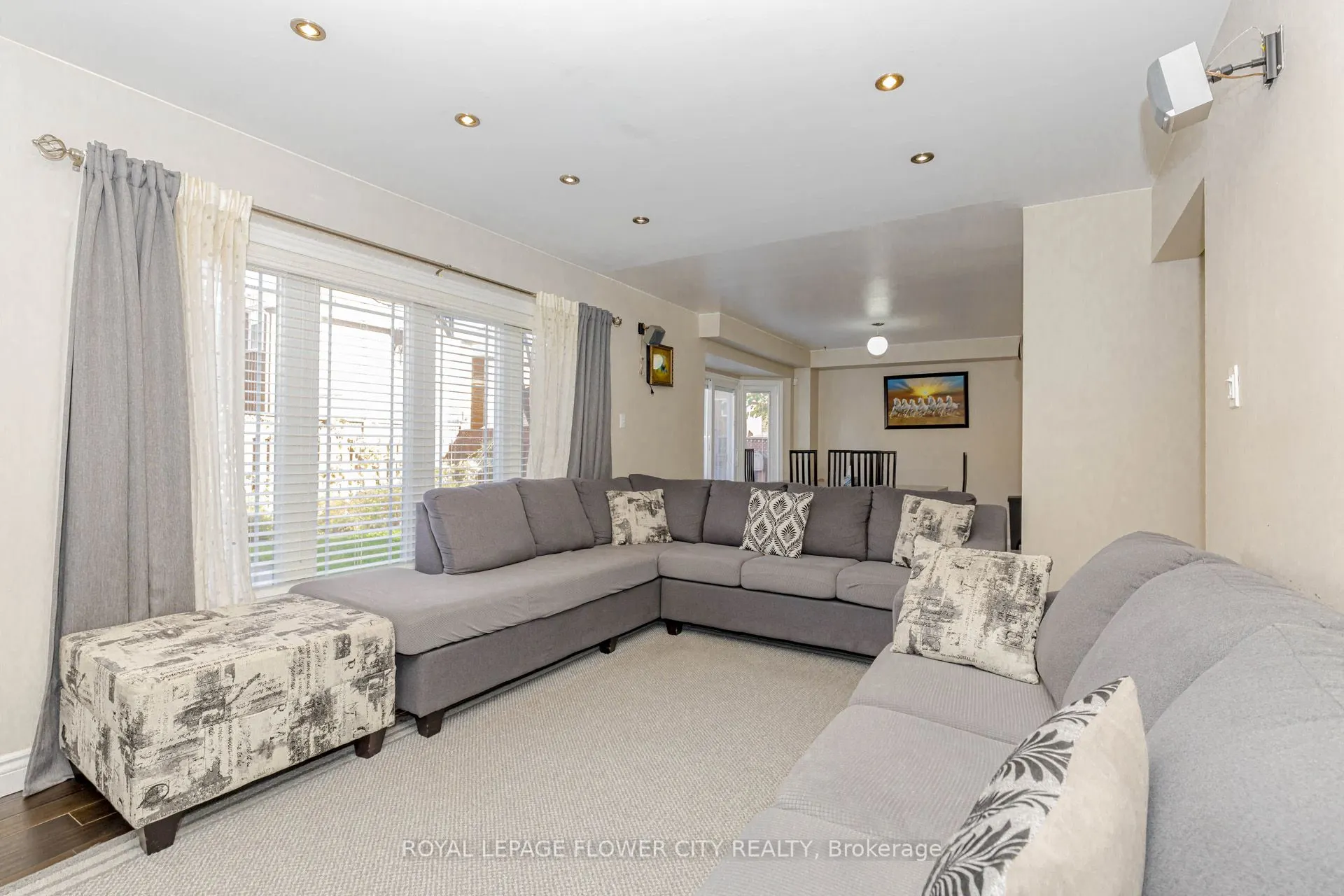 30 Foxtail Road