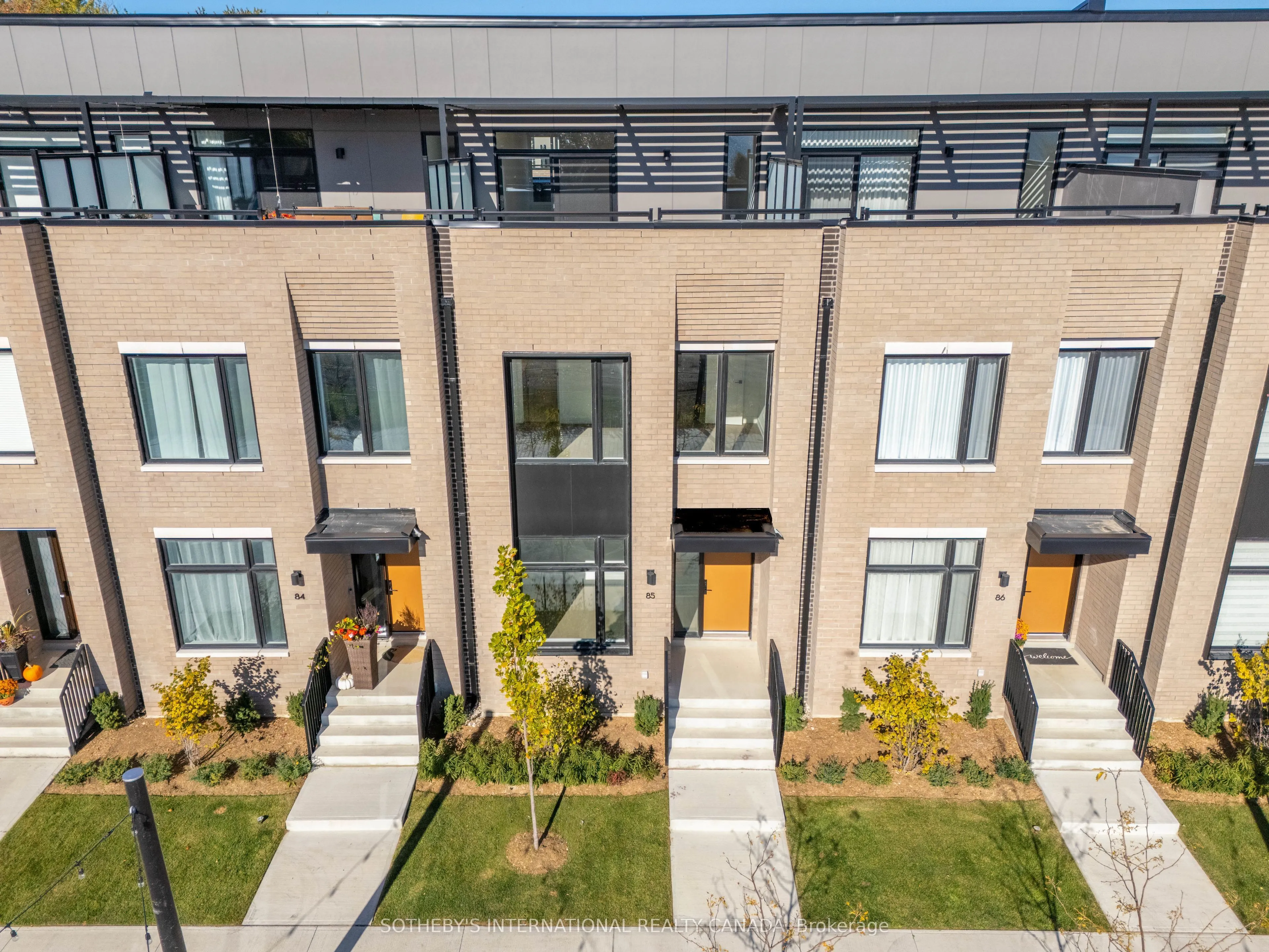 60 Lou Parsons Way Drive, #TH 85