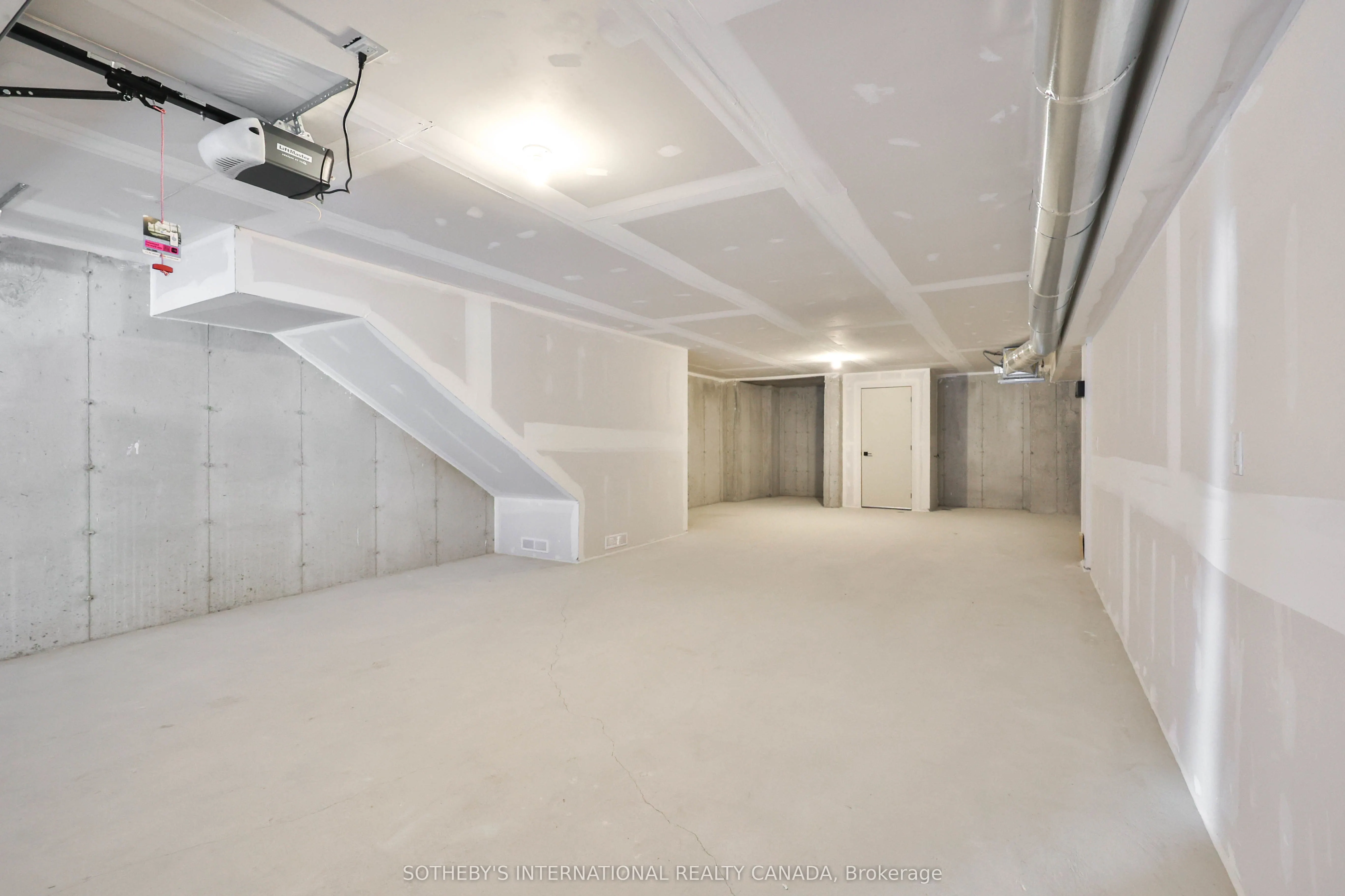 60 Lou Parsons Way Drive, #TH 85