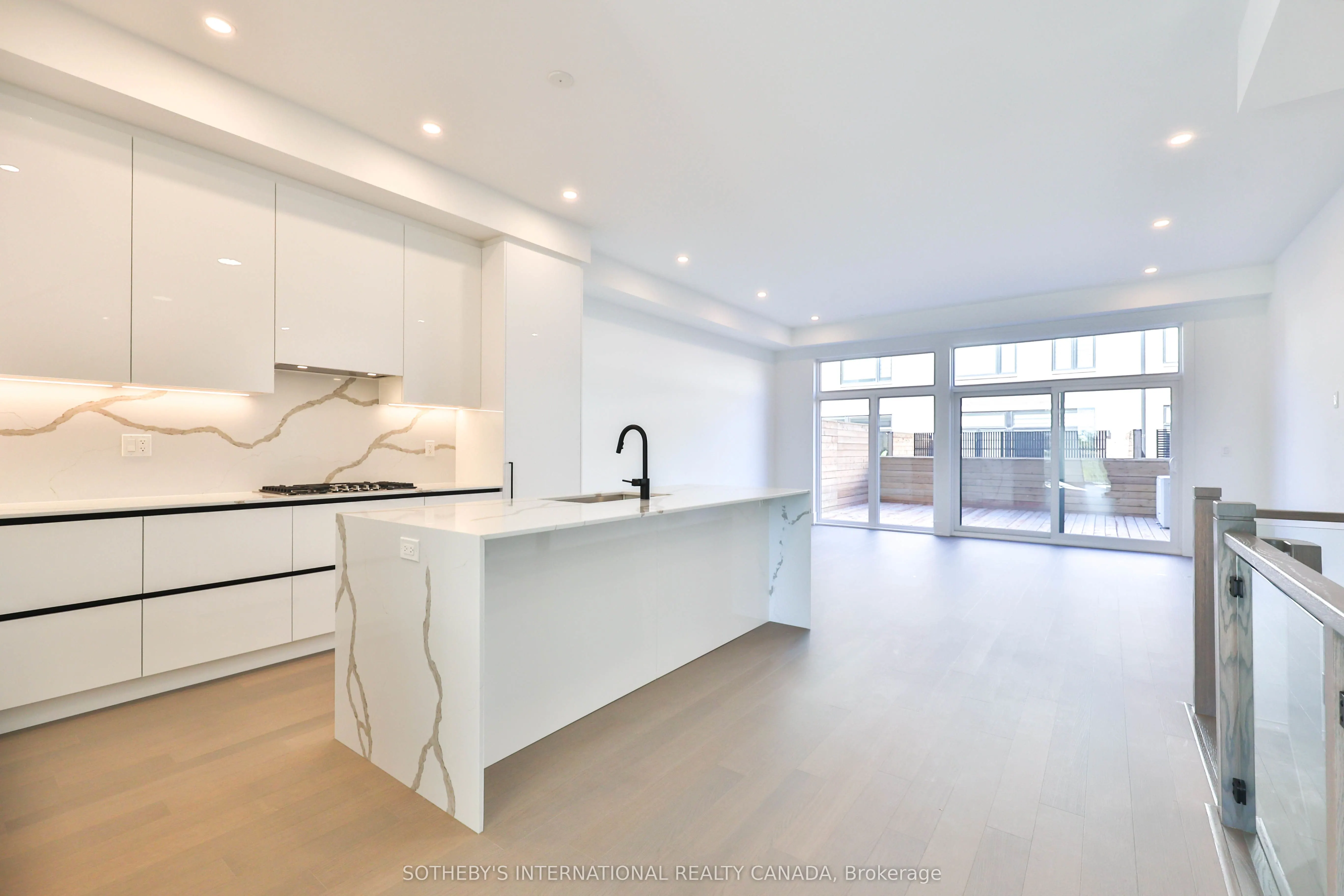 60 Lou Parsons Way Drive, #TH 85