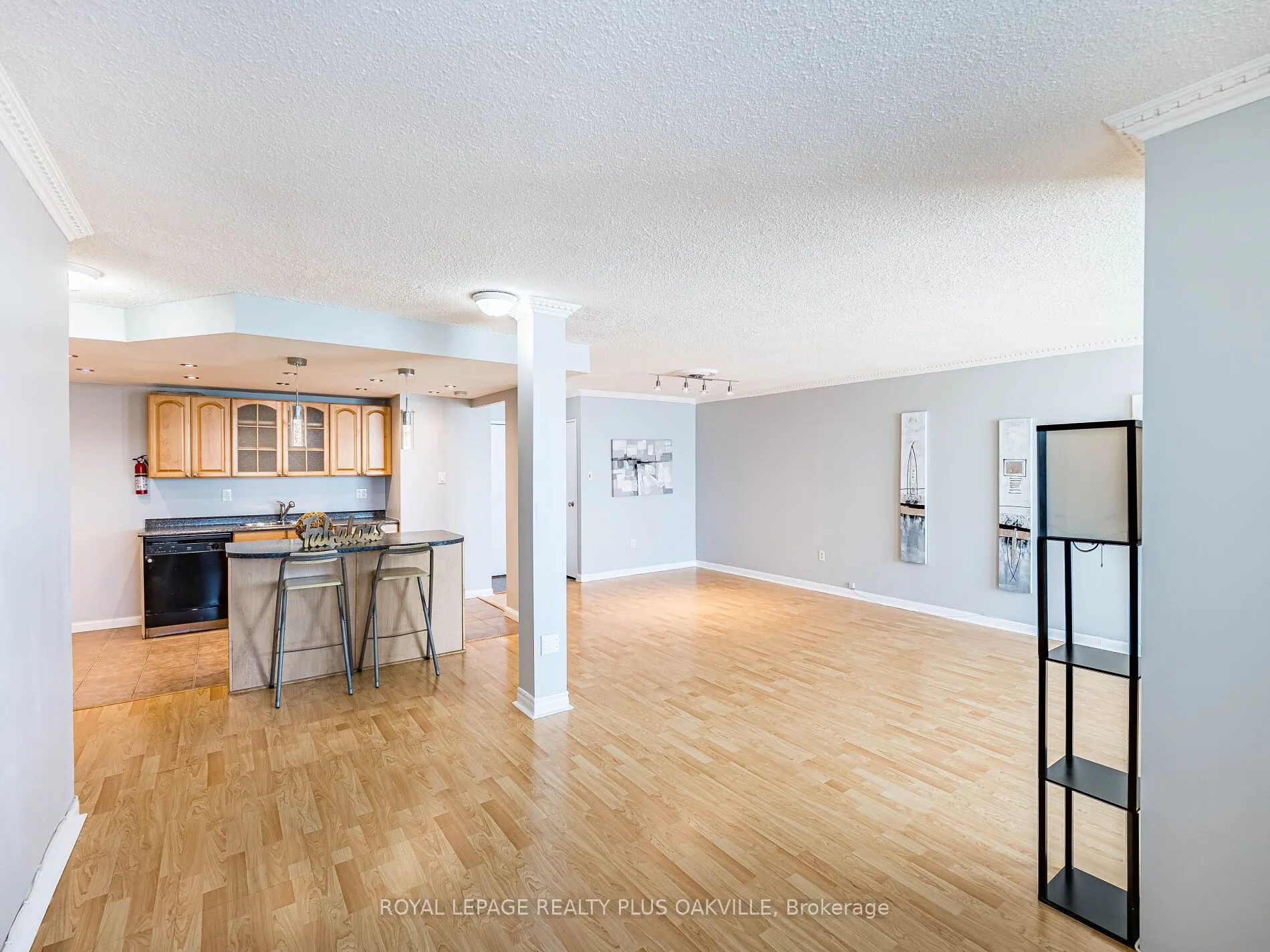 3100 Kirwin Avenue, #2006