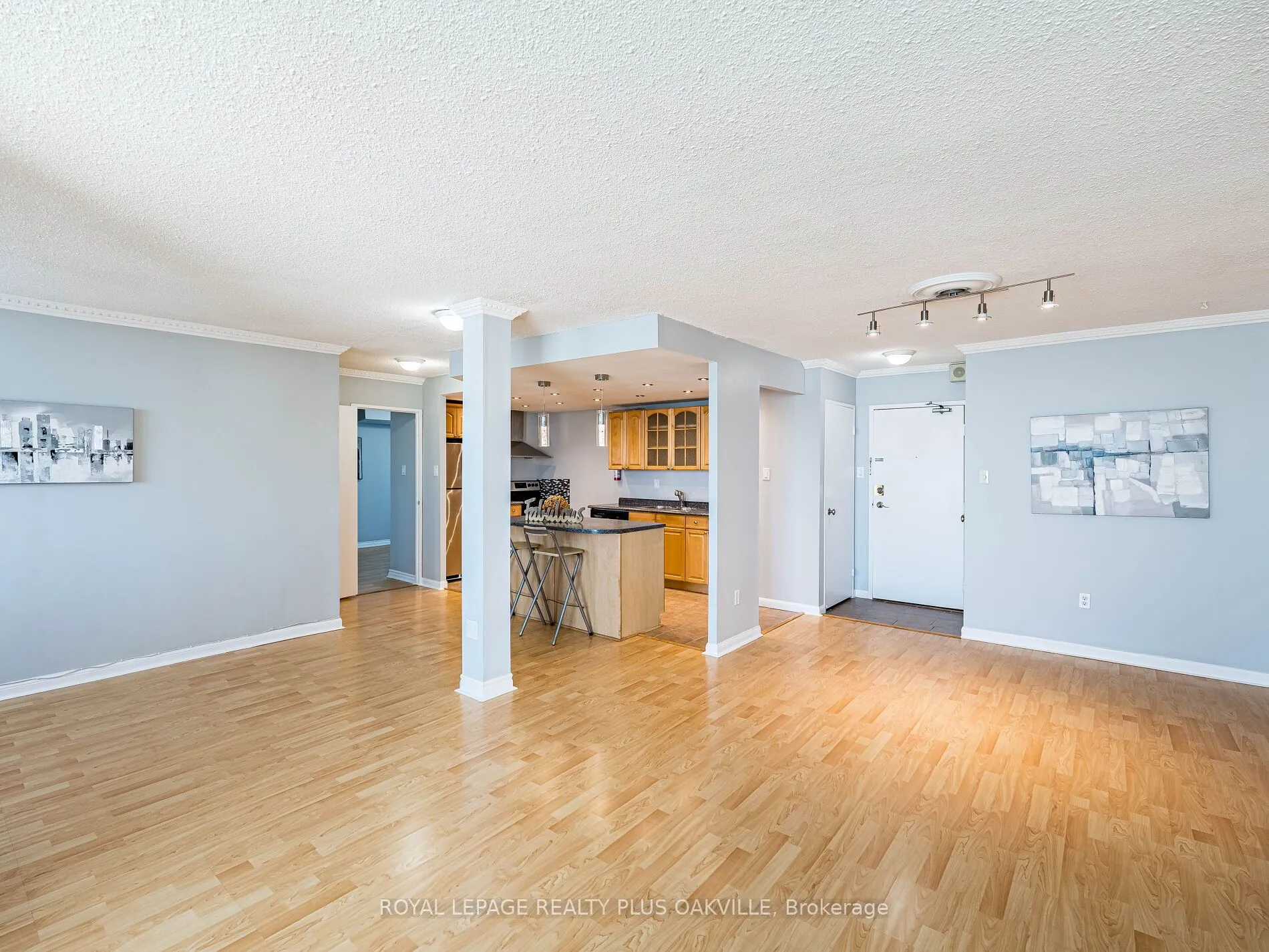 3100 Kirwin Avenue, #2006