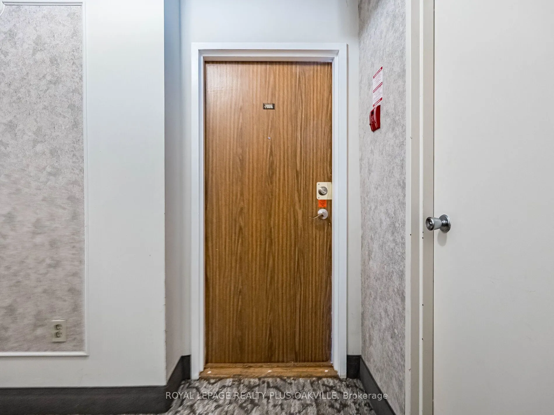3100 Kirwin Avenue, #2006