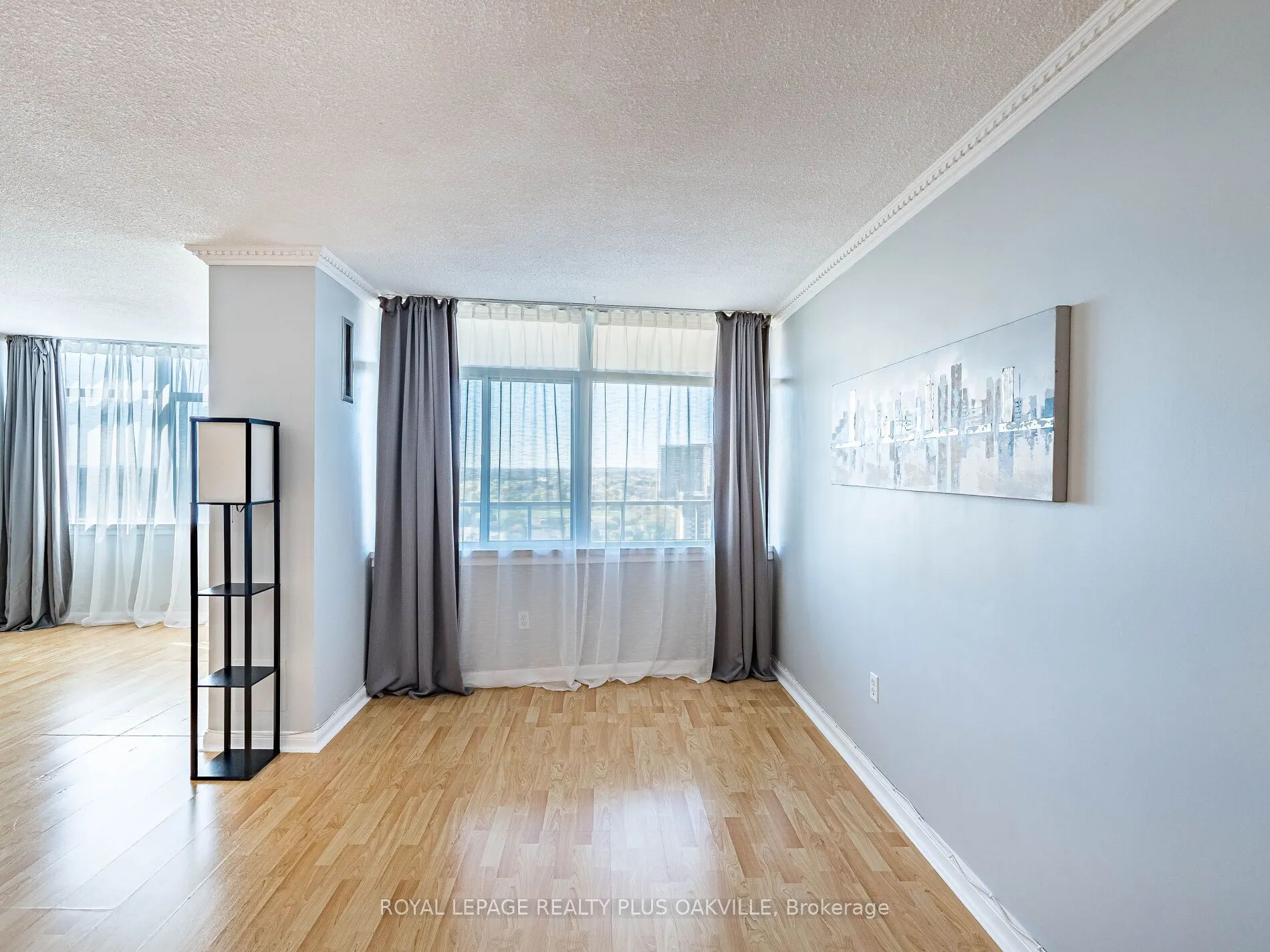 3100 Kirwin Avenue, #2006