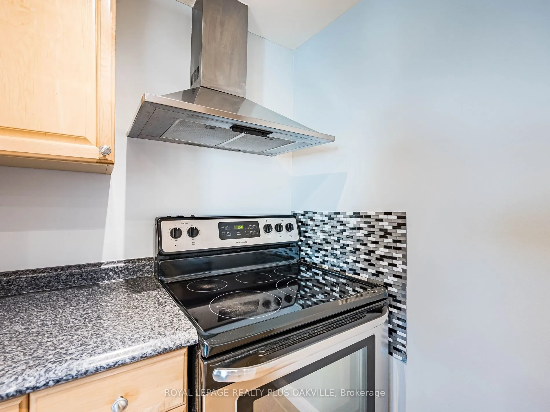 3100 Kirwin Avenue, #2006
