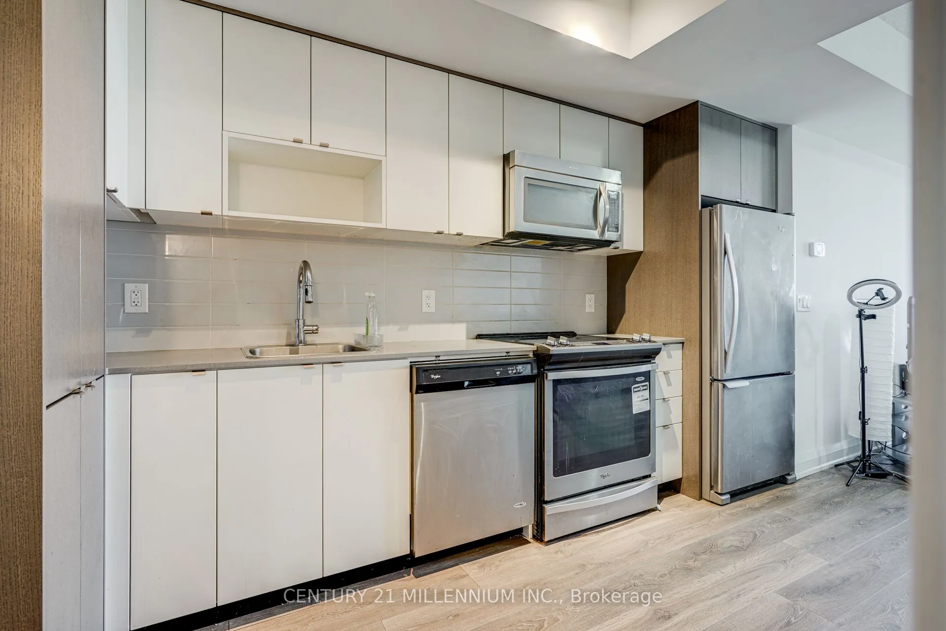 9 Valhalla Inn Road, #2205