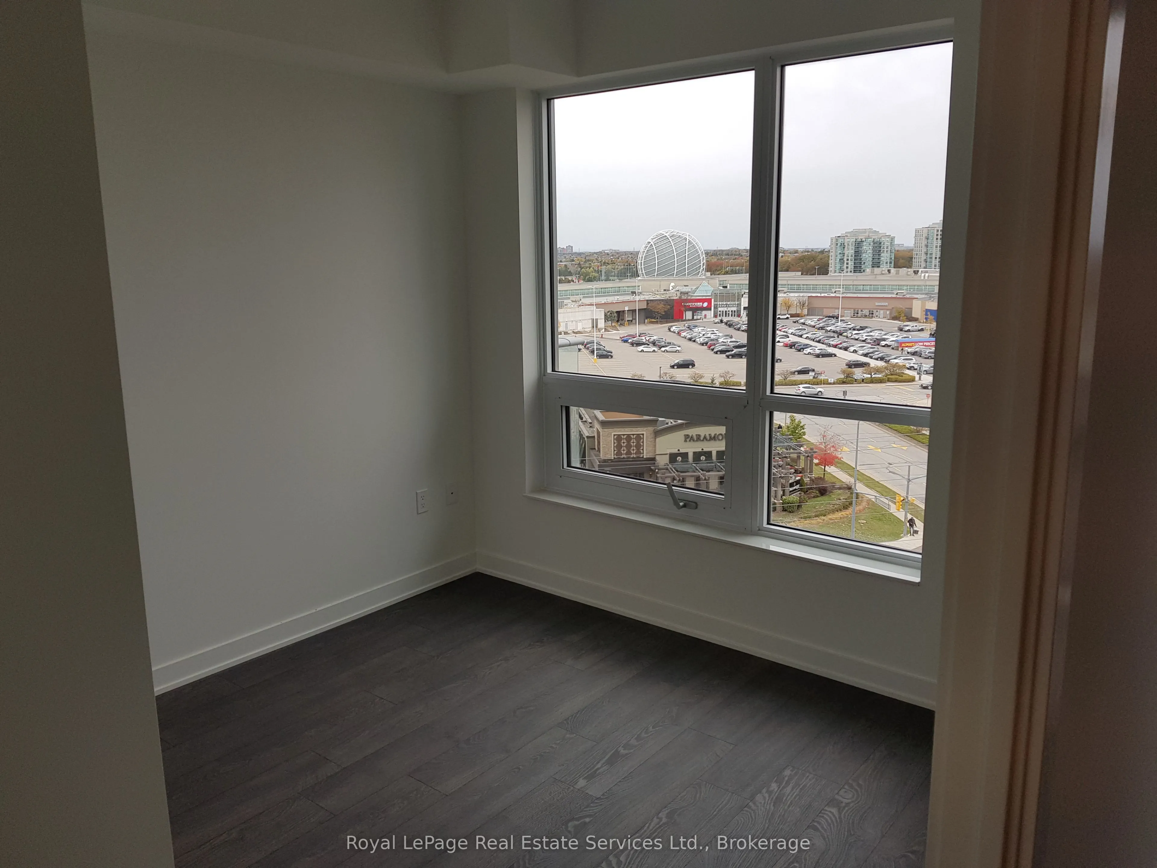 4699 Glen Erin Drive, #810