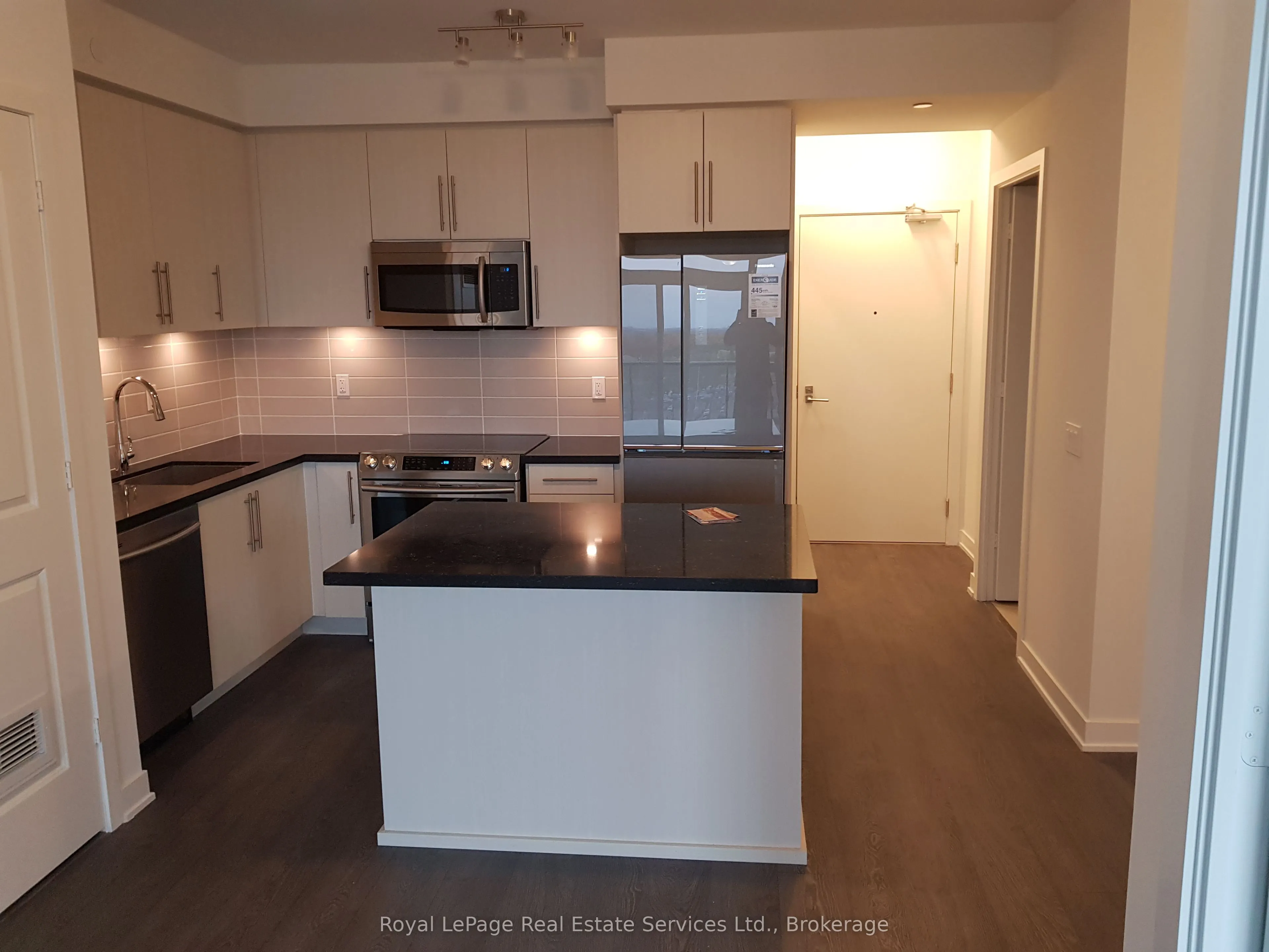 4699 Glen Erin Drive, #810