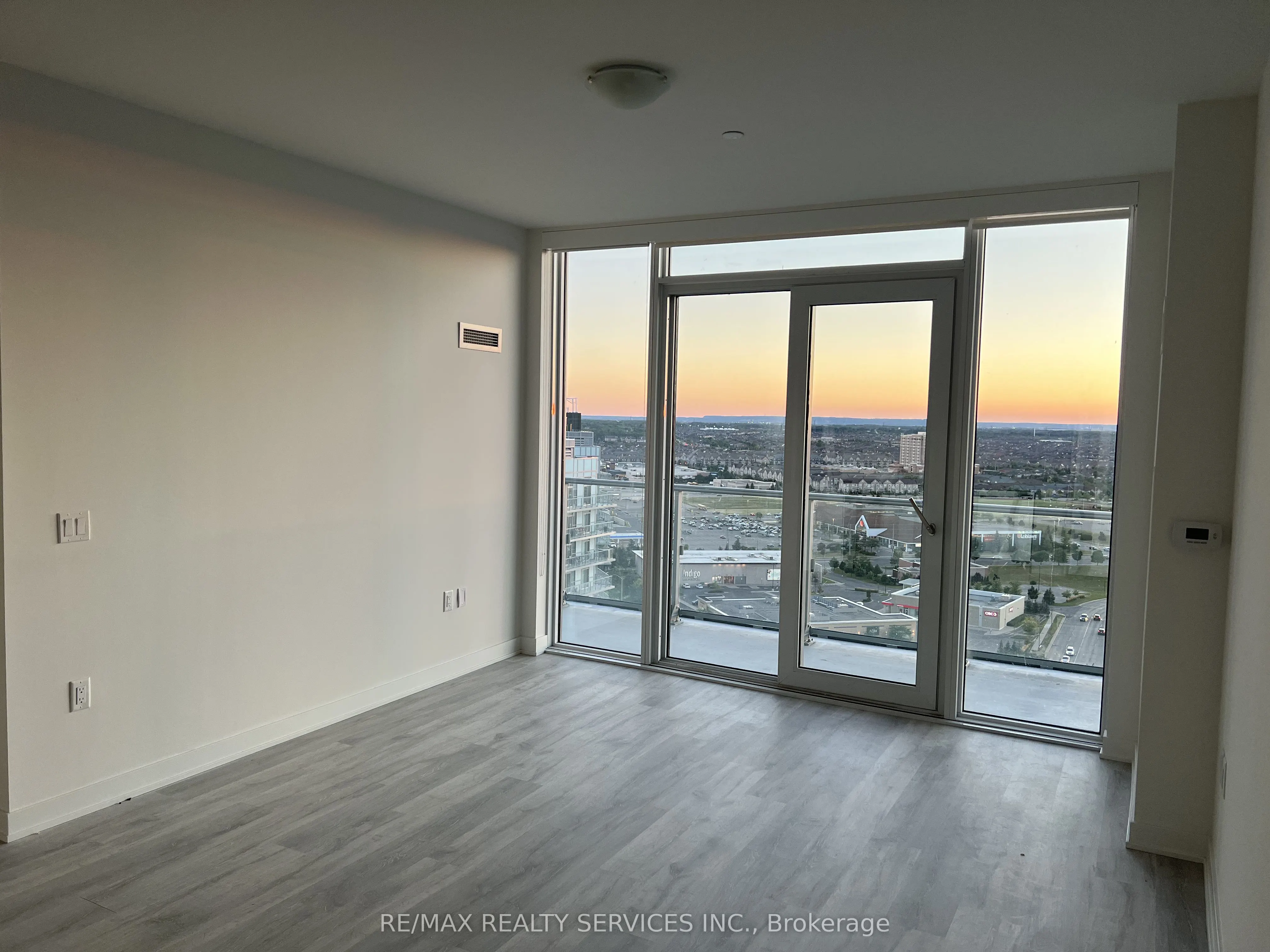 4655 Metcalfe Avenue N, #2209B