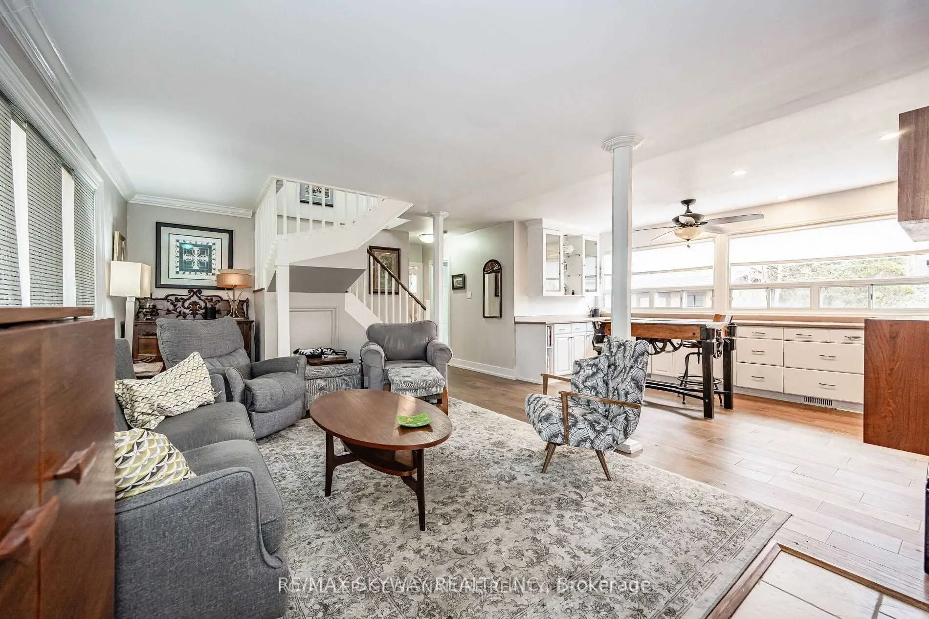 25 Mineola Road
