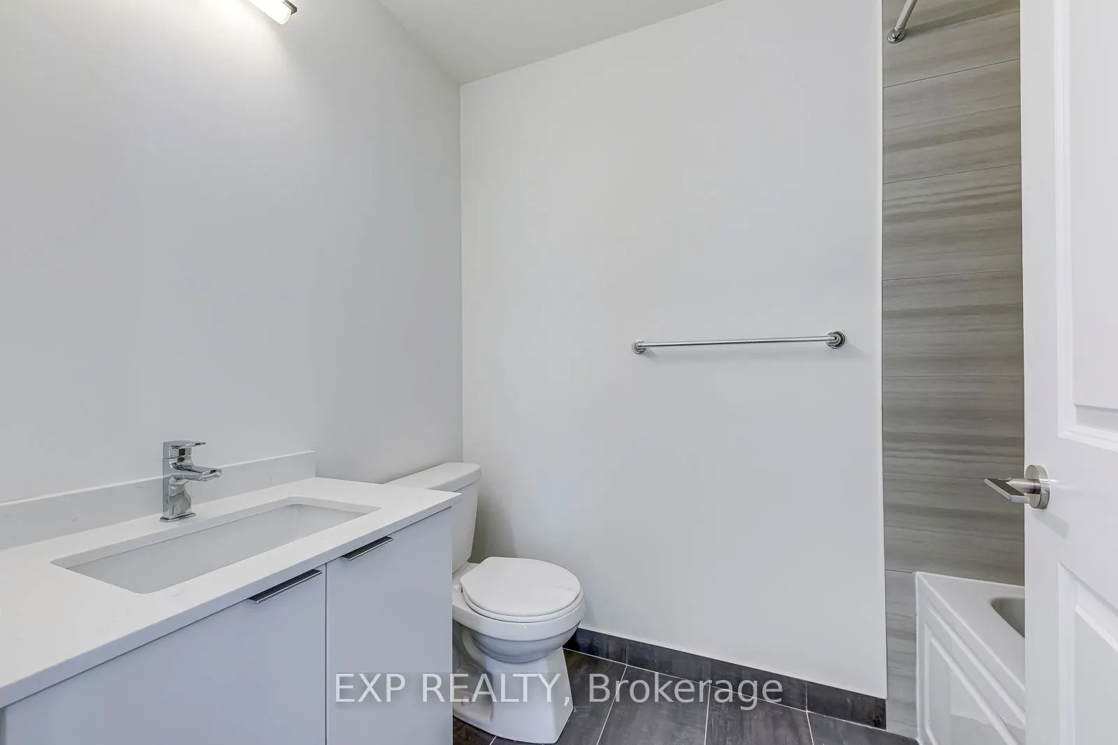15 Watergarden Drive, #1906