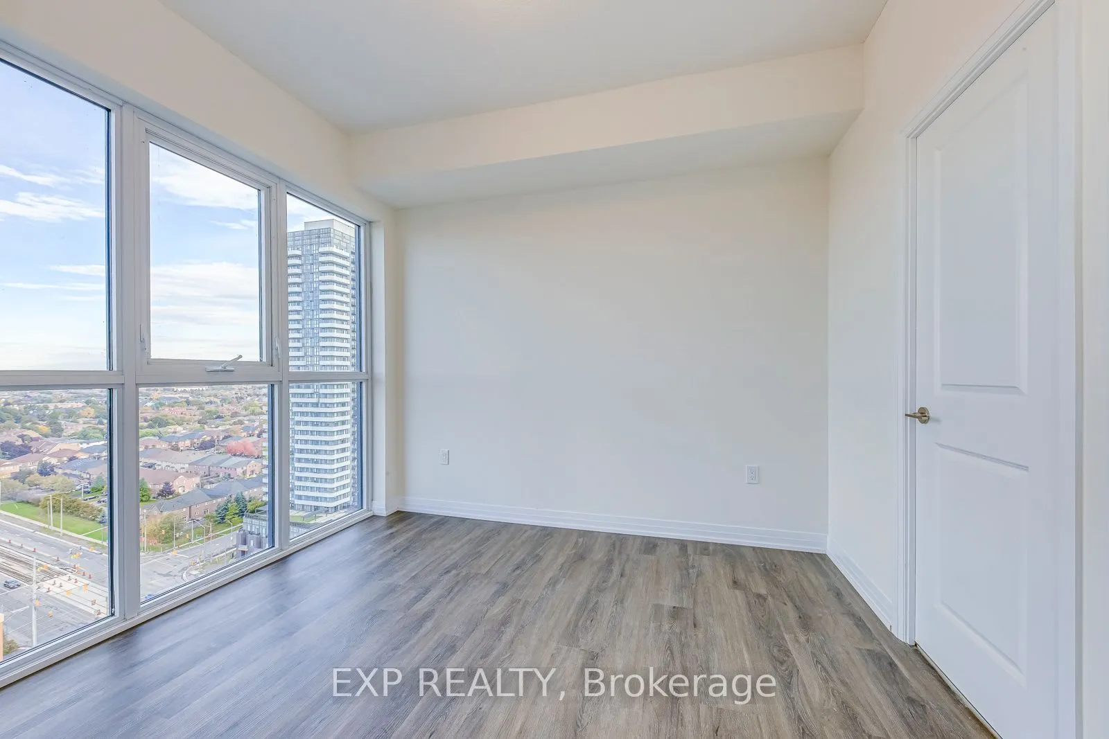15 Watergarden Drive, #1906