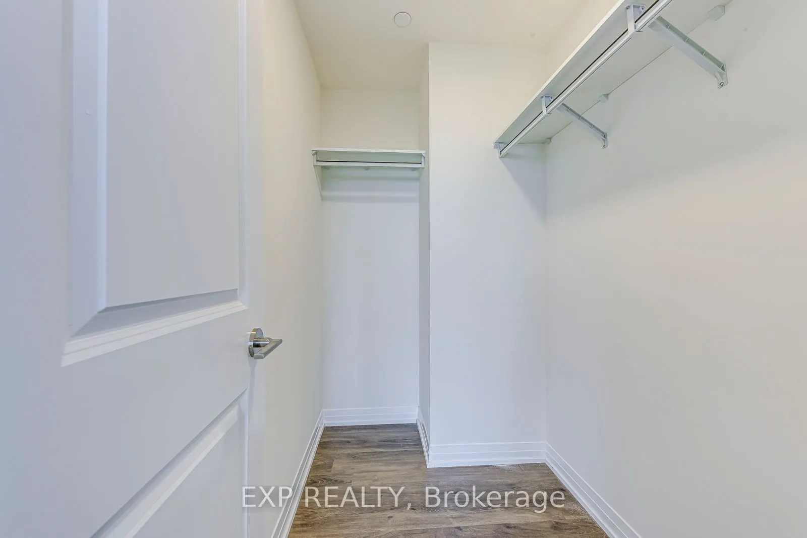 15 Watergarden Drive, #1906