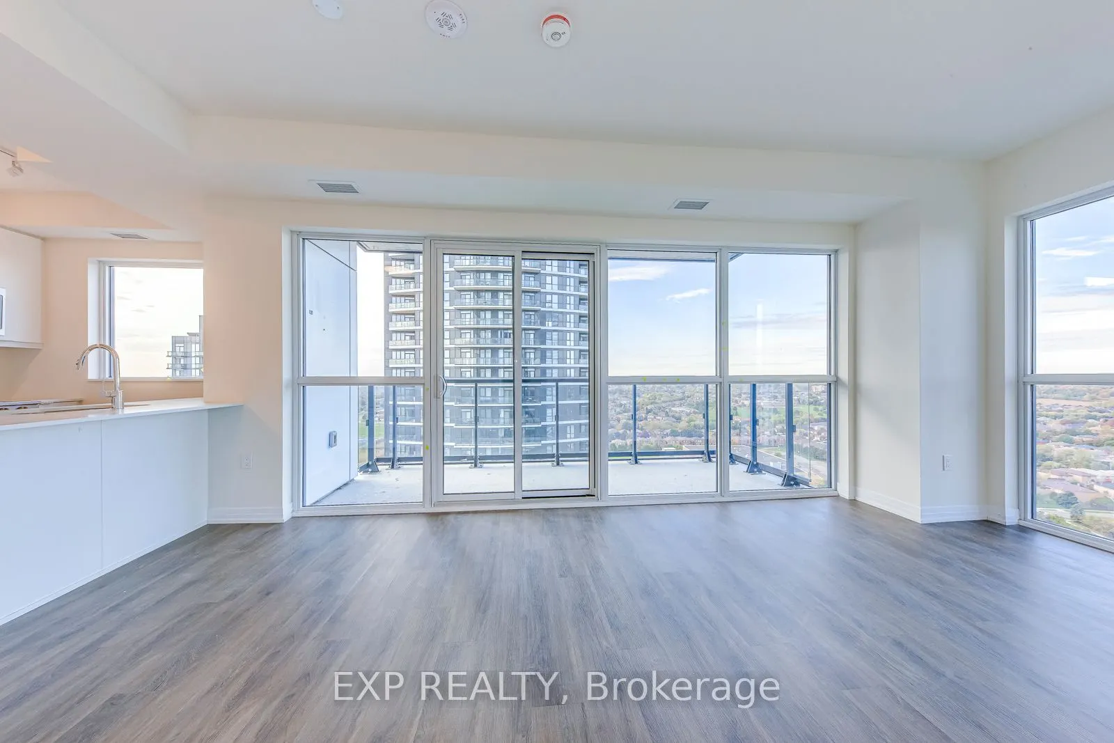 15 Watergarden Drive, #1906
