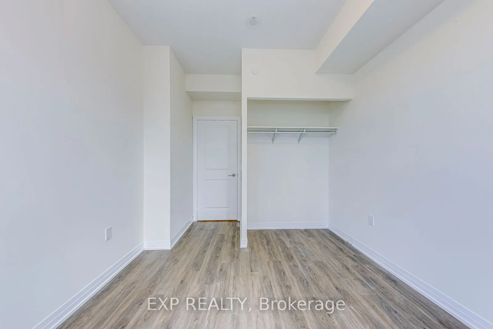 15 Watergarden Drive, #1906