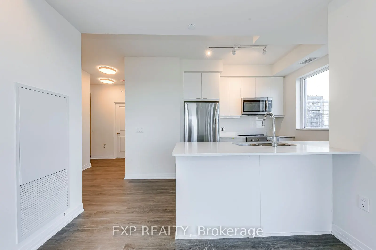 15 Watergarden Drive, #1906