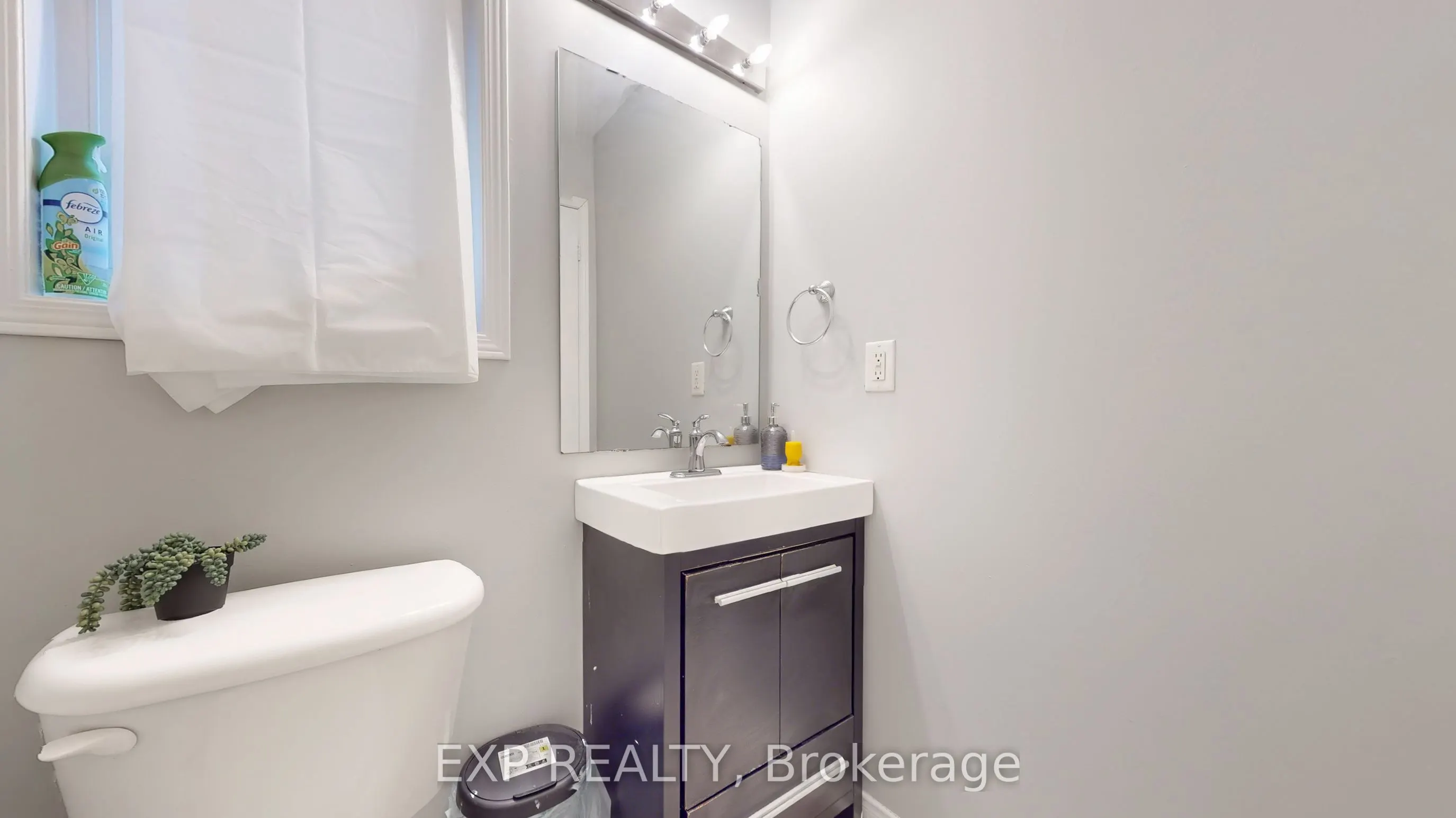 3896 Lacman Trail