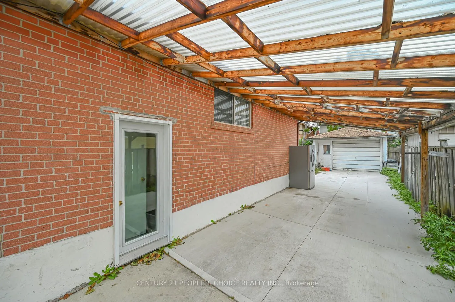 196 Taysham Crescent