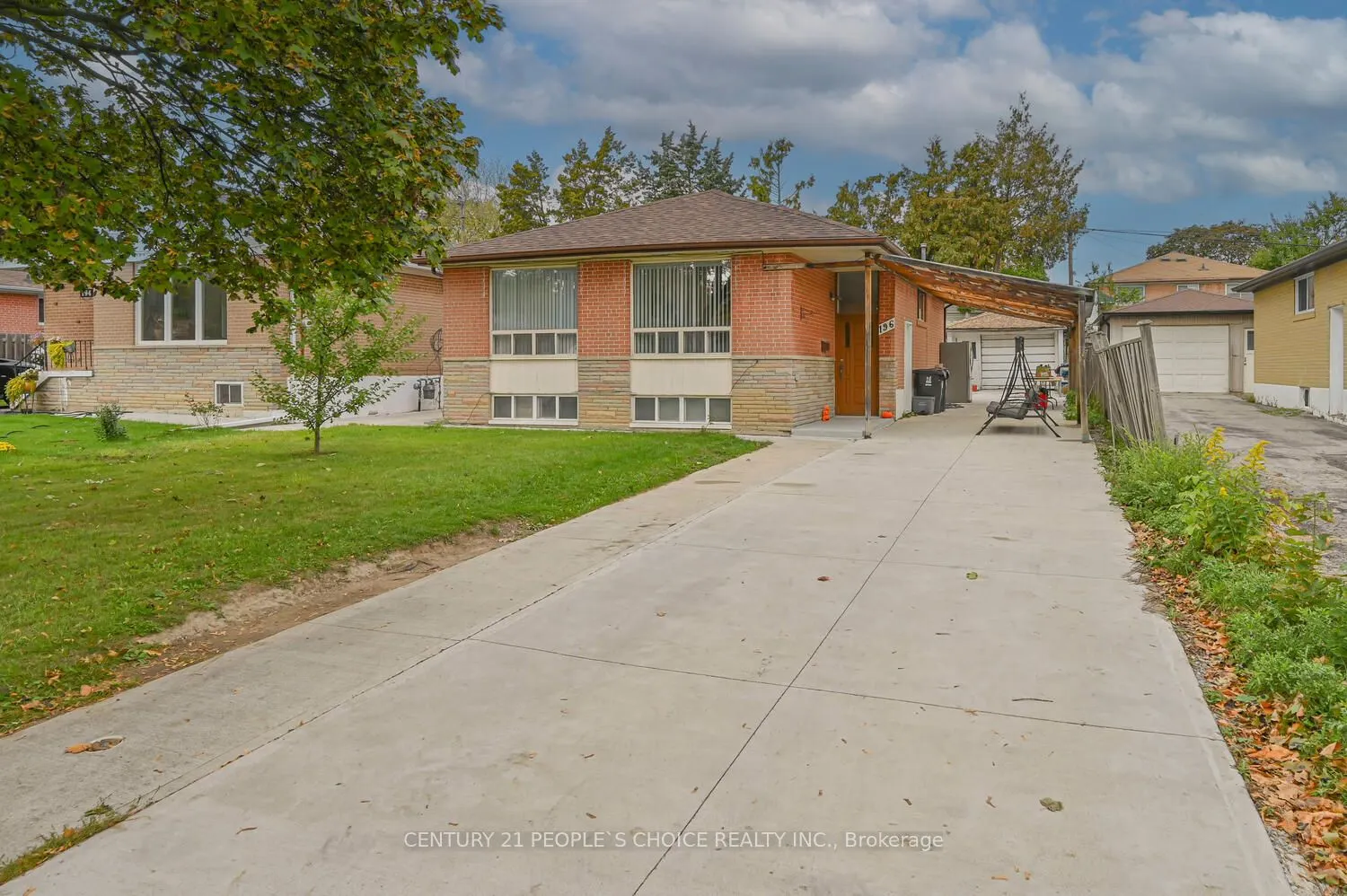 196 Taysham Crescent