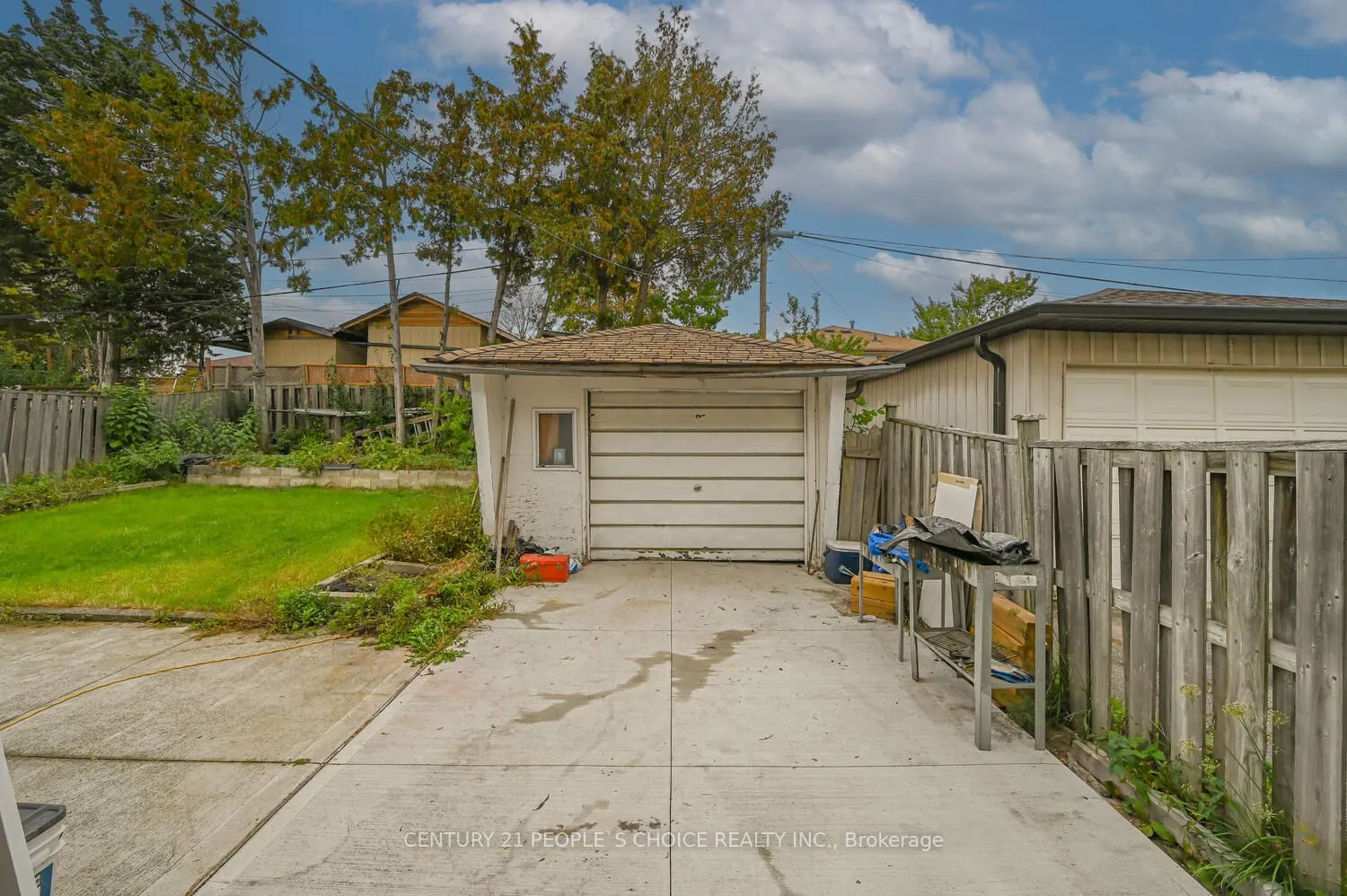 196 Taysham Crescent