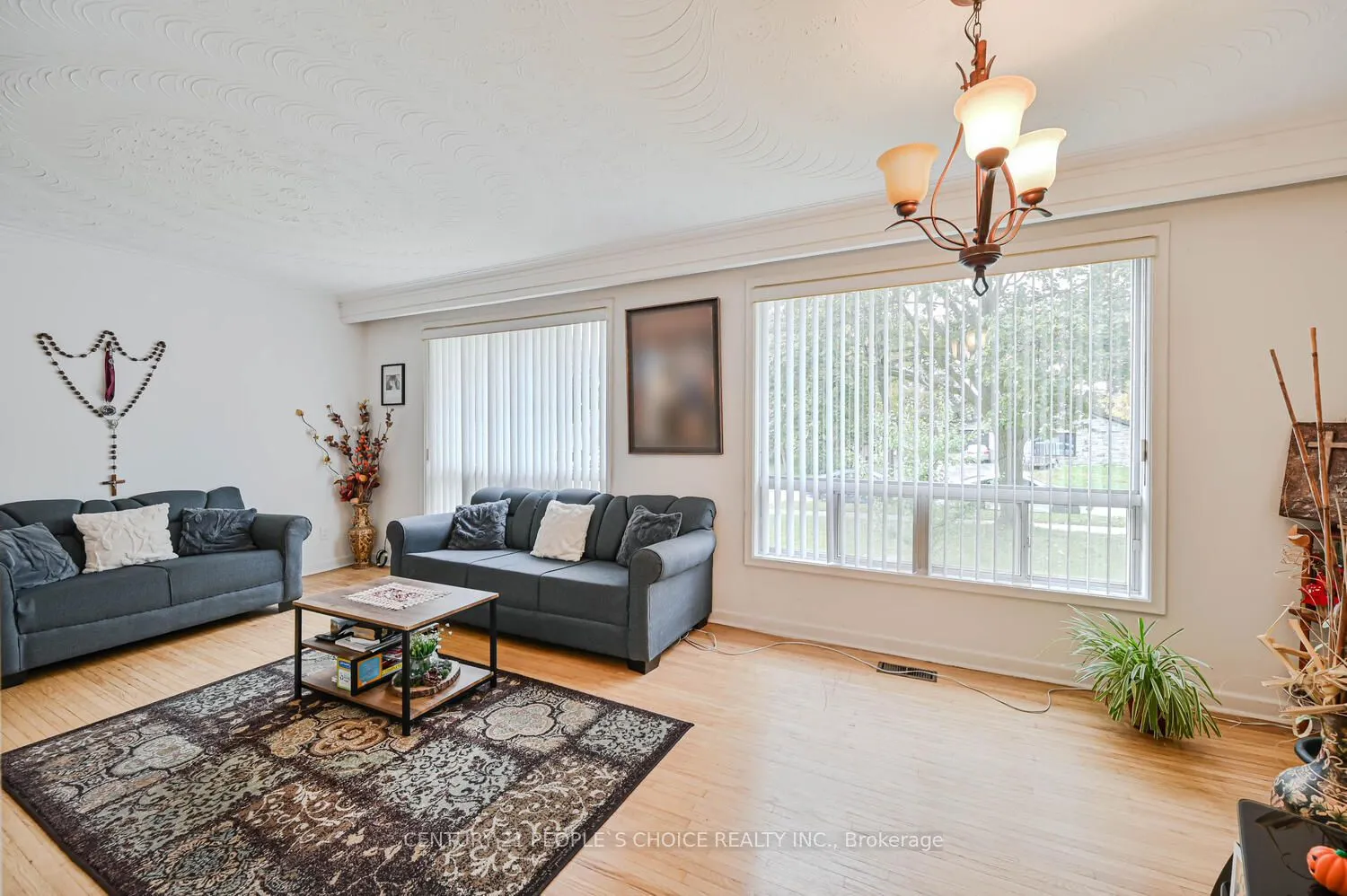 196 Taysham Crescent