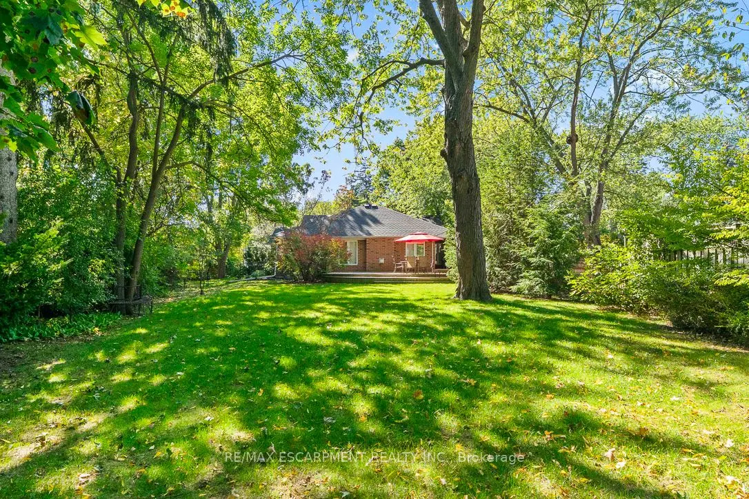 1329 Clarkson Road N