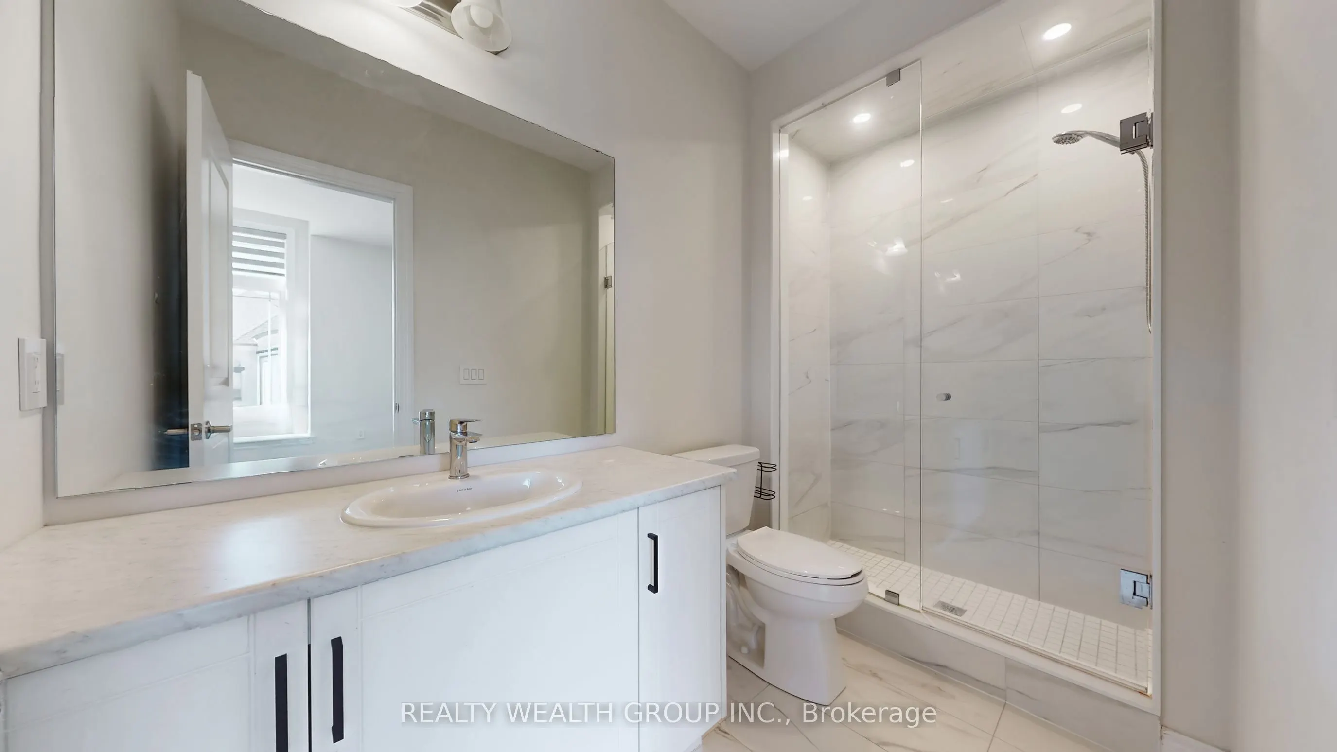 2421 Irene Crescent