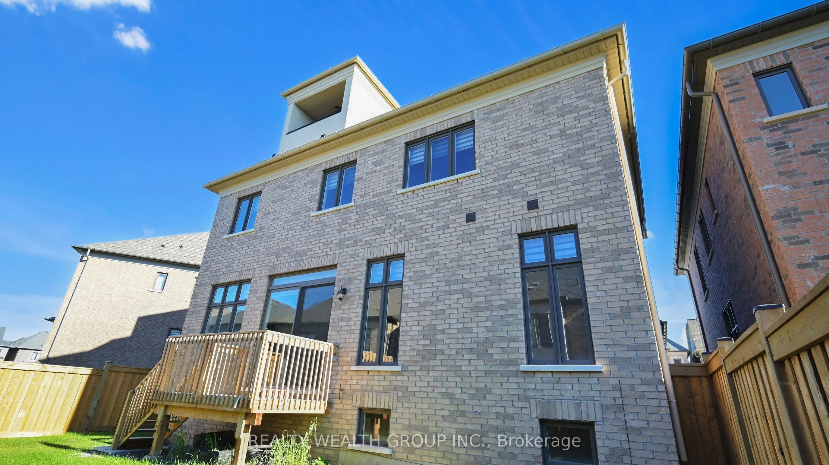 2421 Irene Crescent