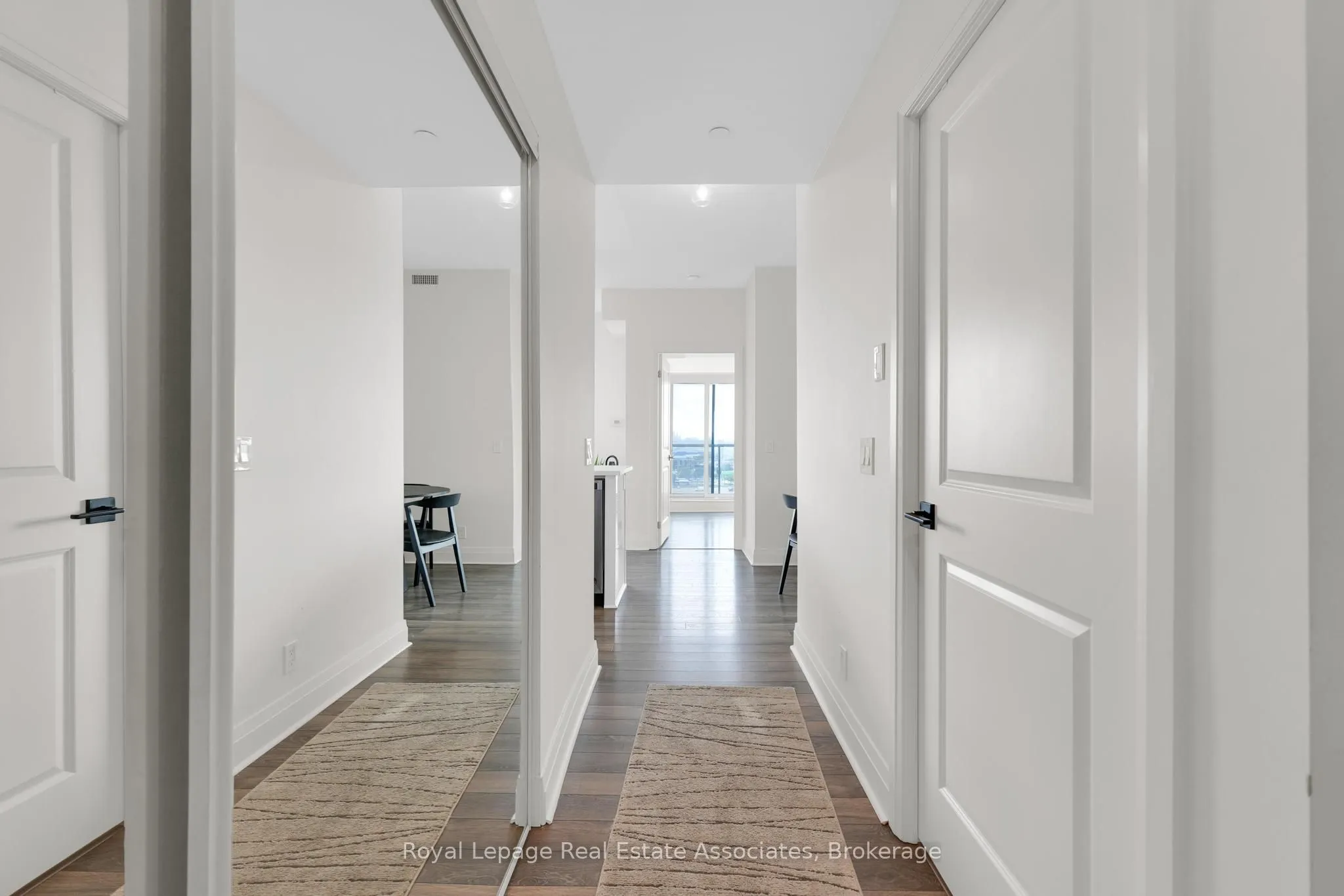 15 Zorra Street, #1007