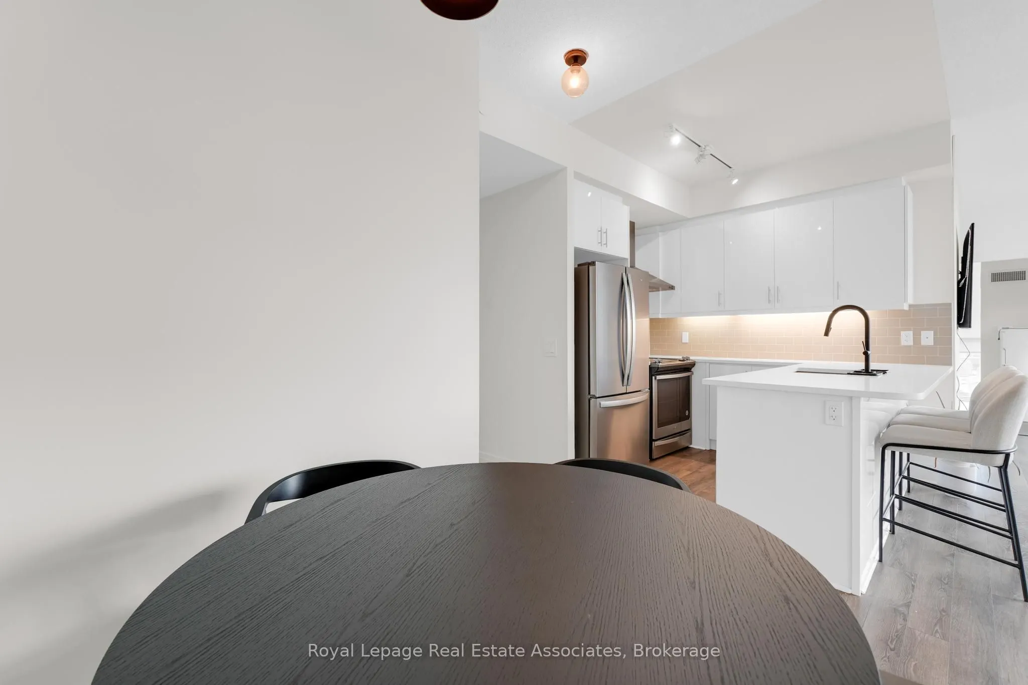 15 Zorra Street, #1007