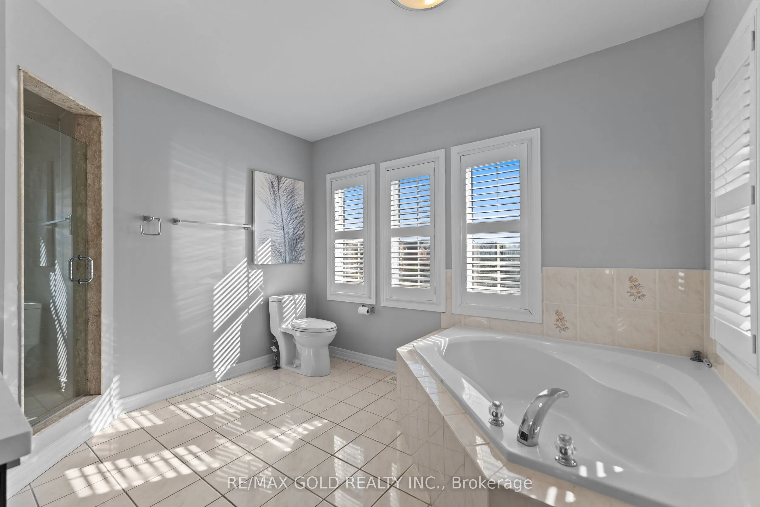 2 Revelstoke Place