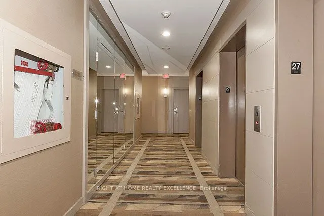 330 Burnhamthorpe Road W, #2906