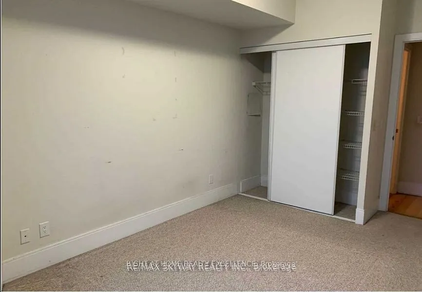 330 Burnhamthorpe Road W, #2906