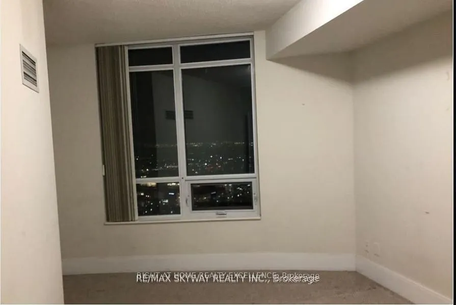 330 Burnhamthorpe Road W, #2906