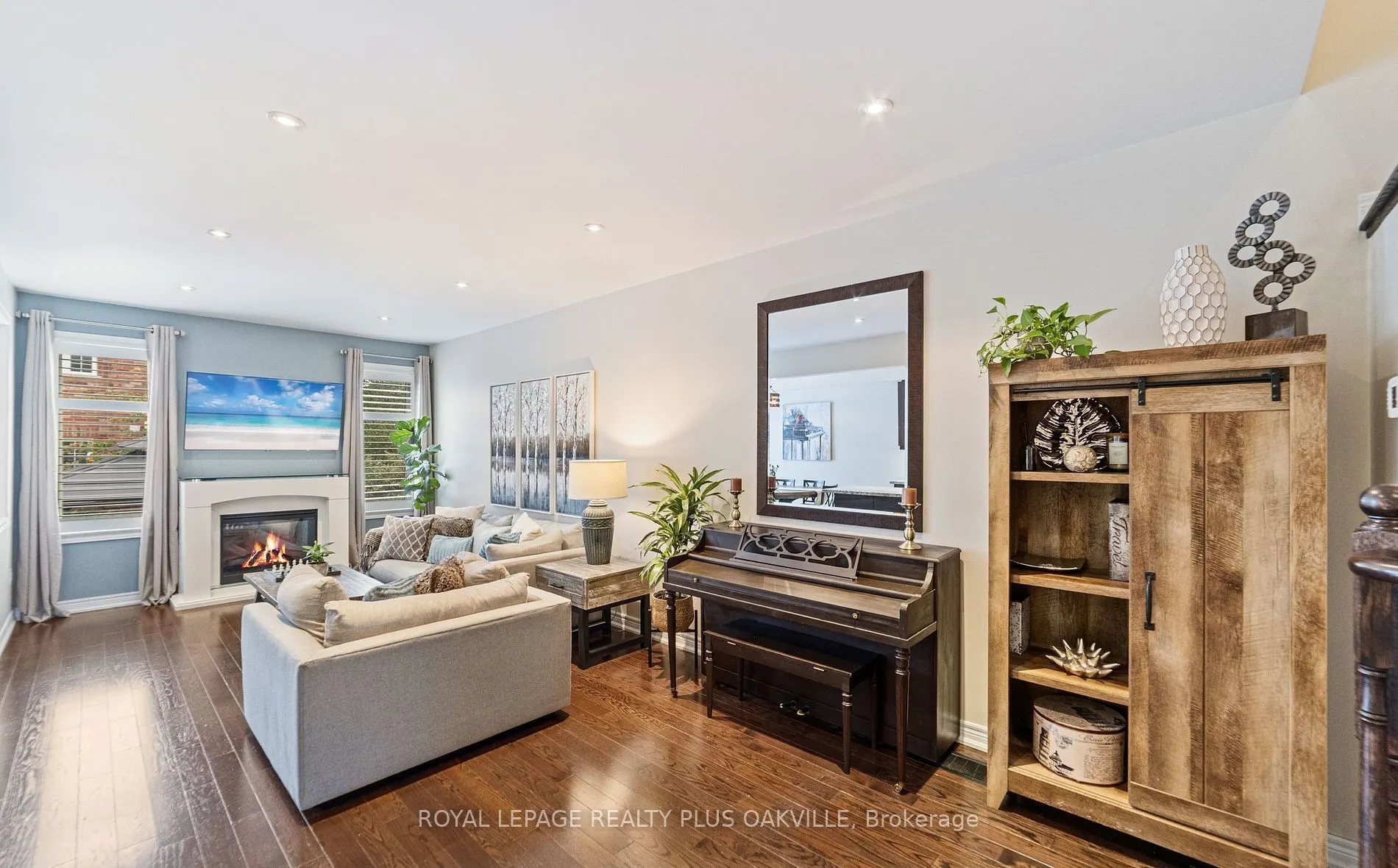 37 Diamond Leaf Lane