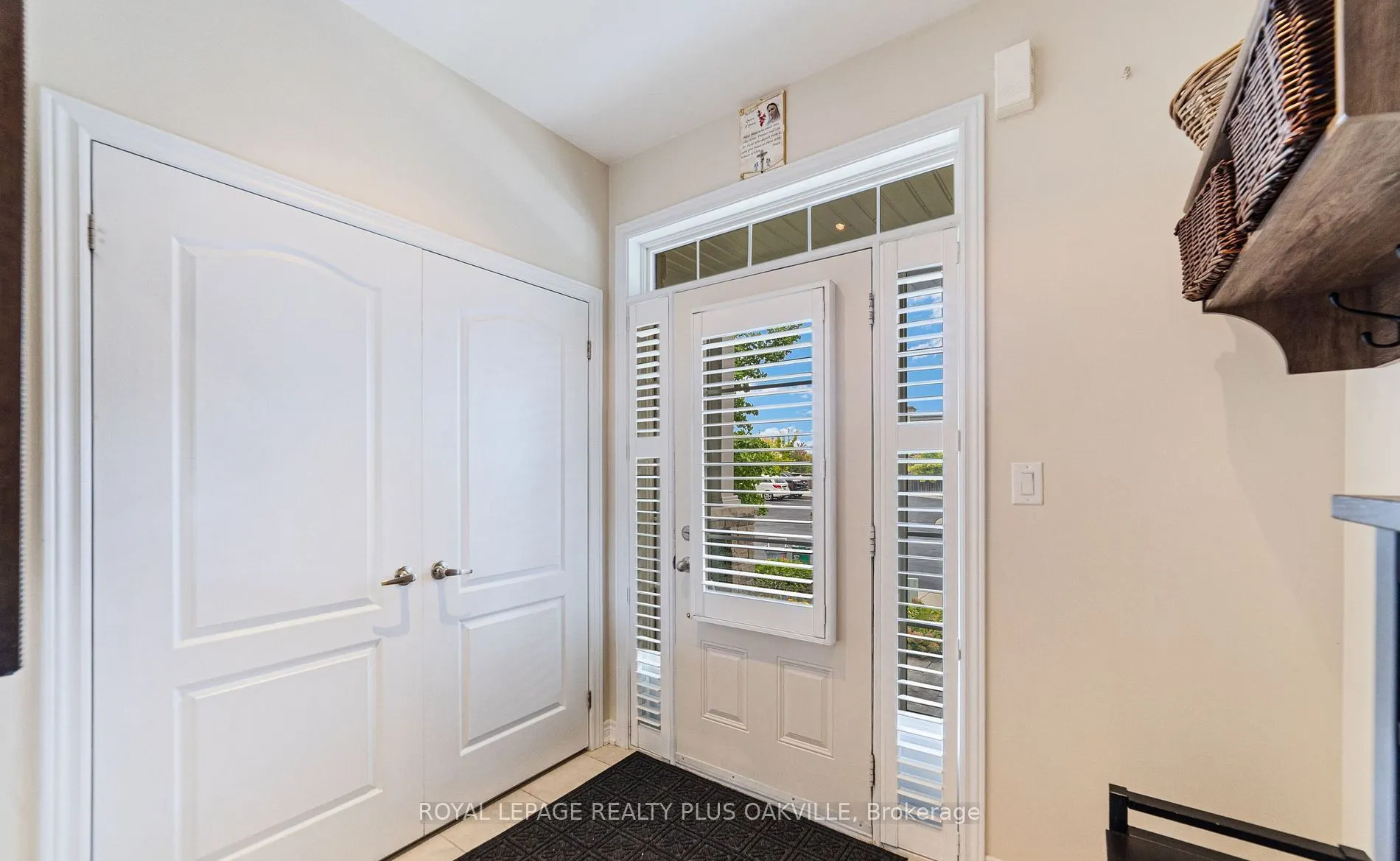 37 Diamond Leaf Lane