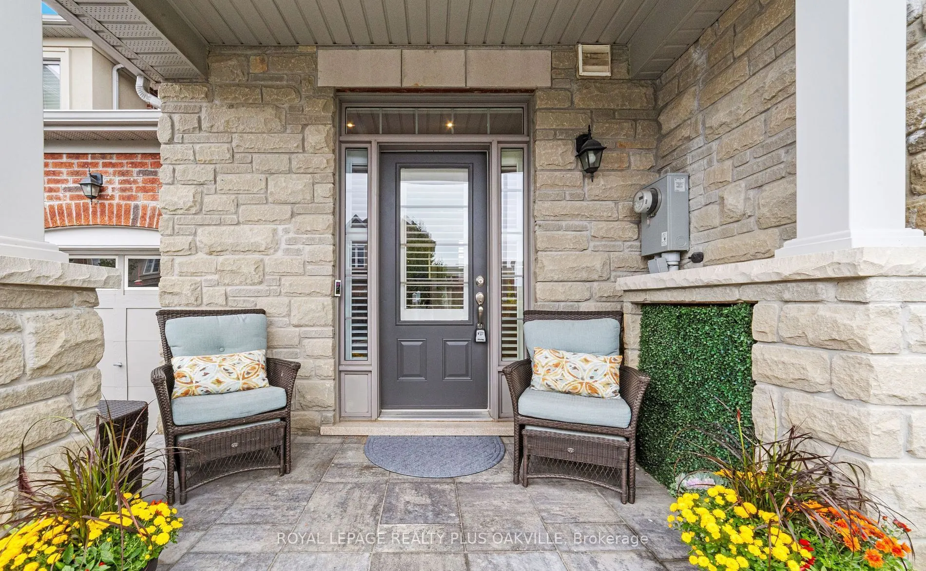 37 Diamond Leaf Lane