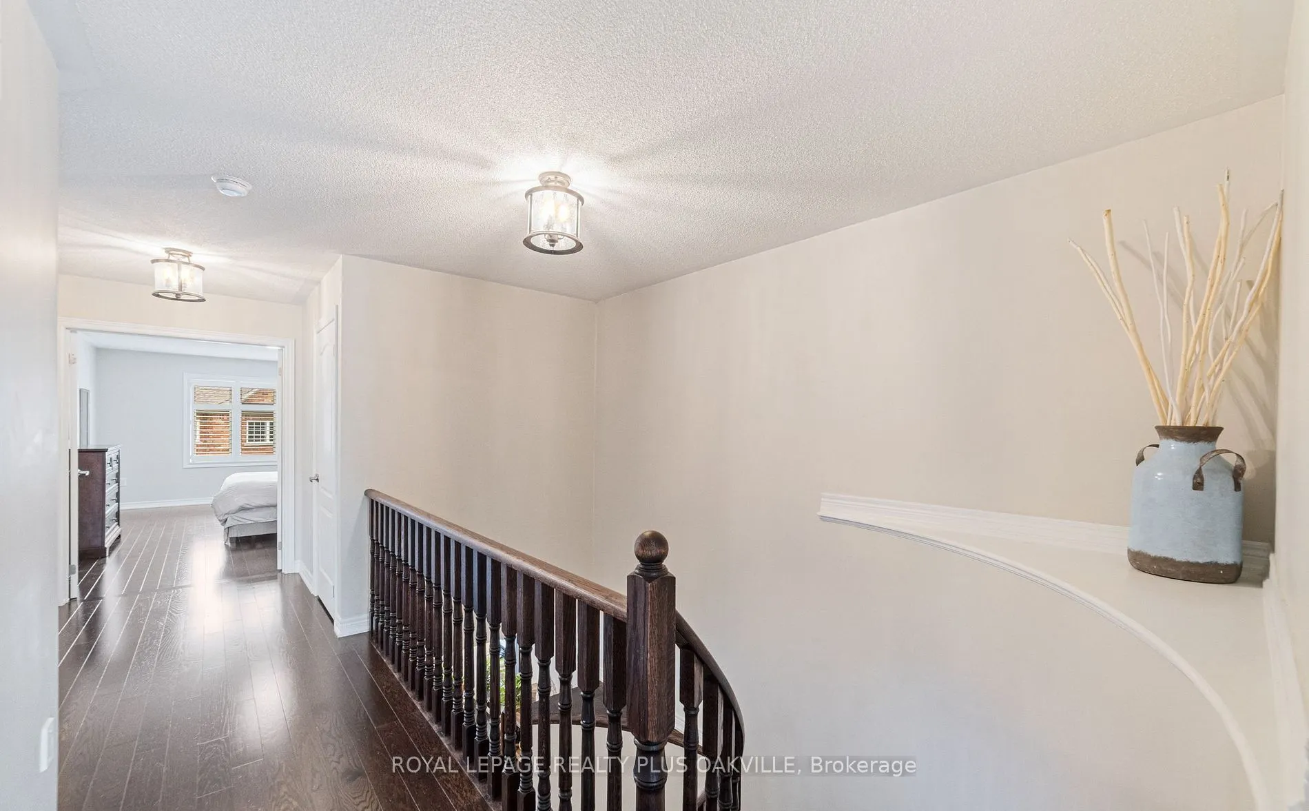 37 Diamond Leaf Lane