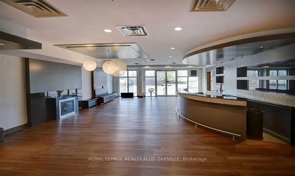 80 Absolute Avenue, #1101