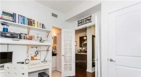 80 Absolute Avenue, #1101