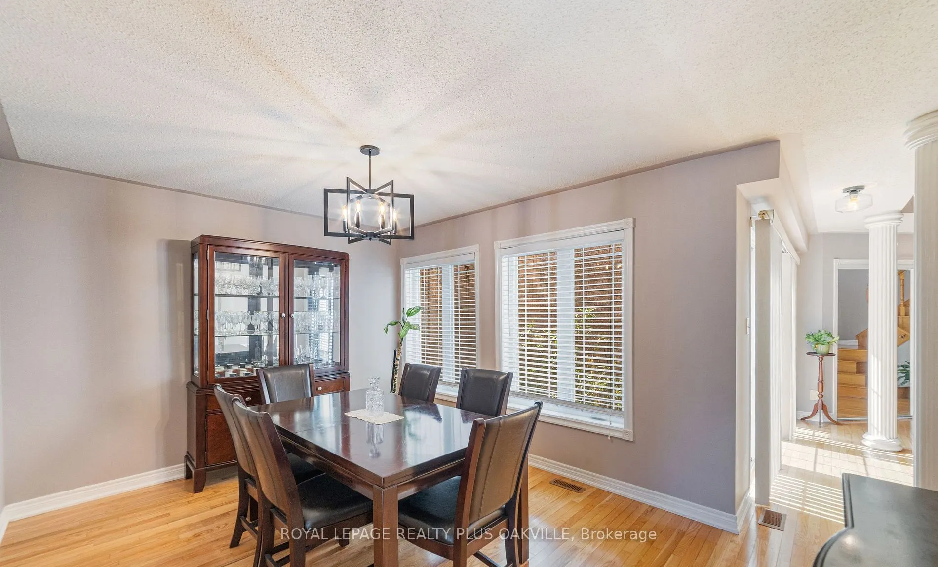 365 Turnberry Crescent