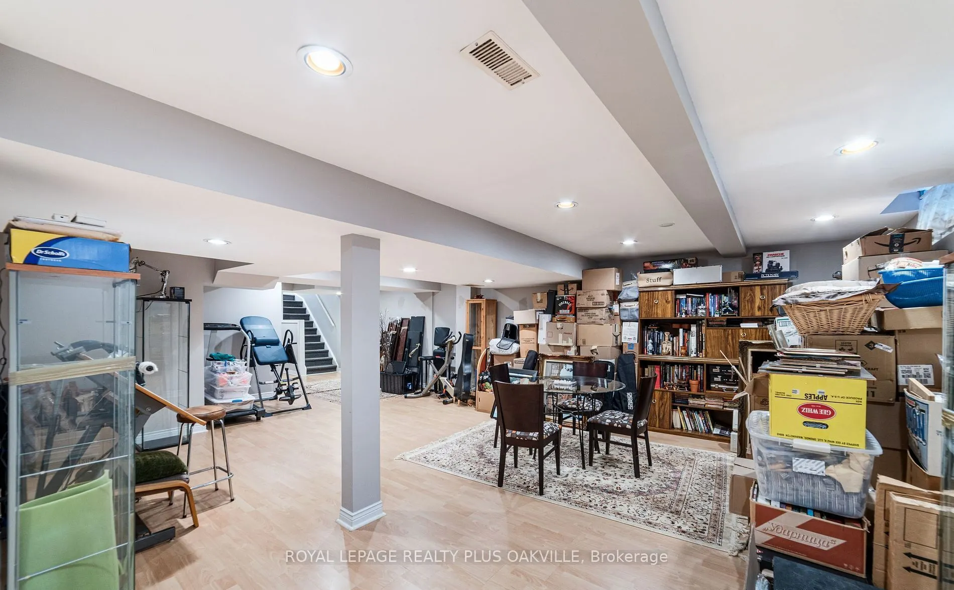 365 Turnberry Crescent