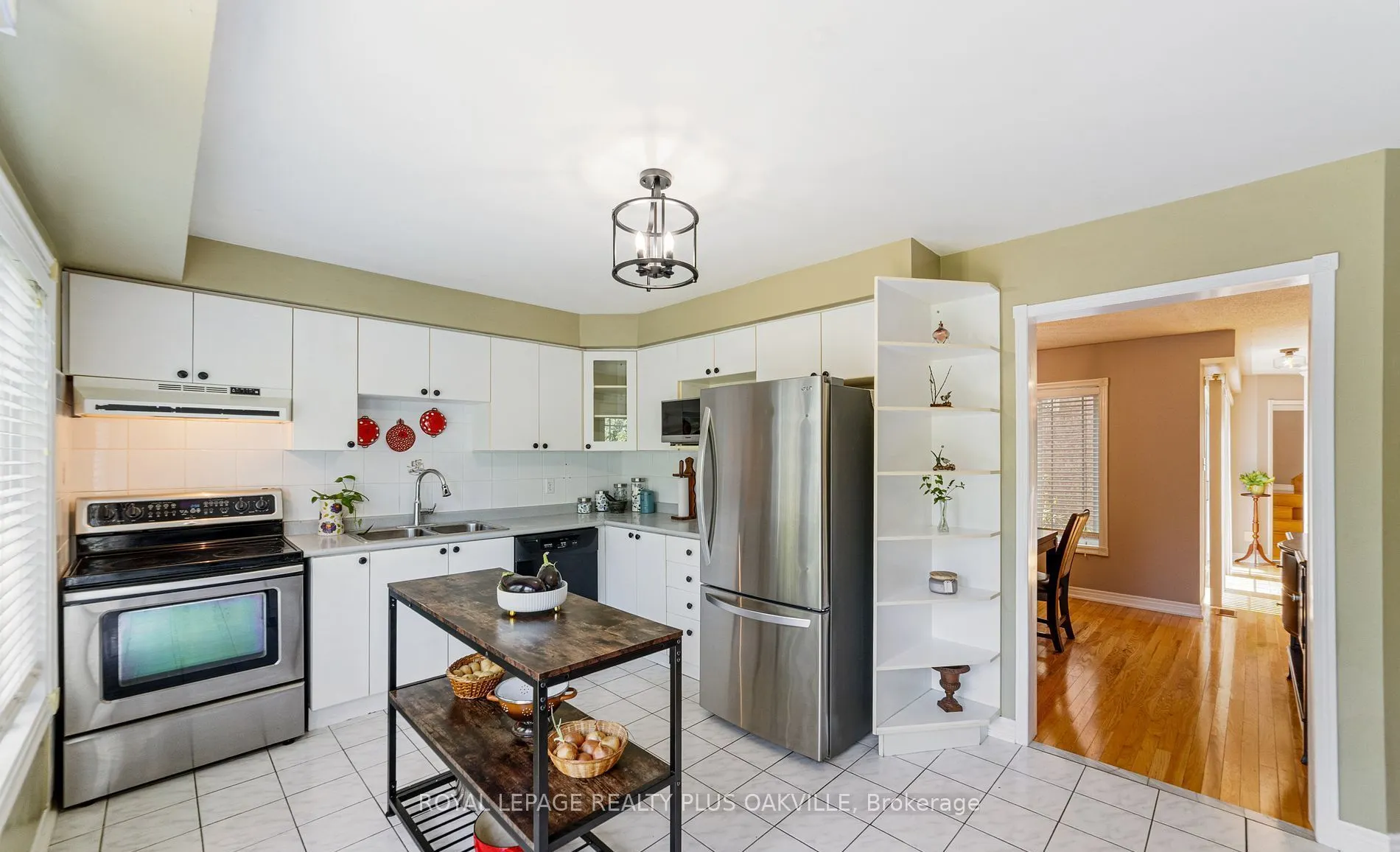 365 Turnberry Crescent