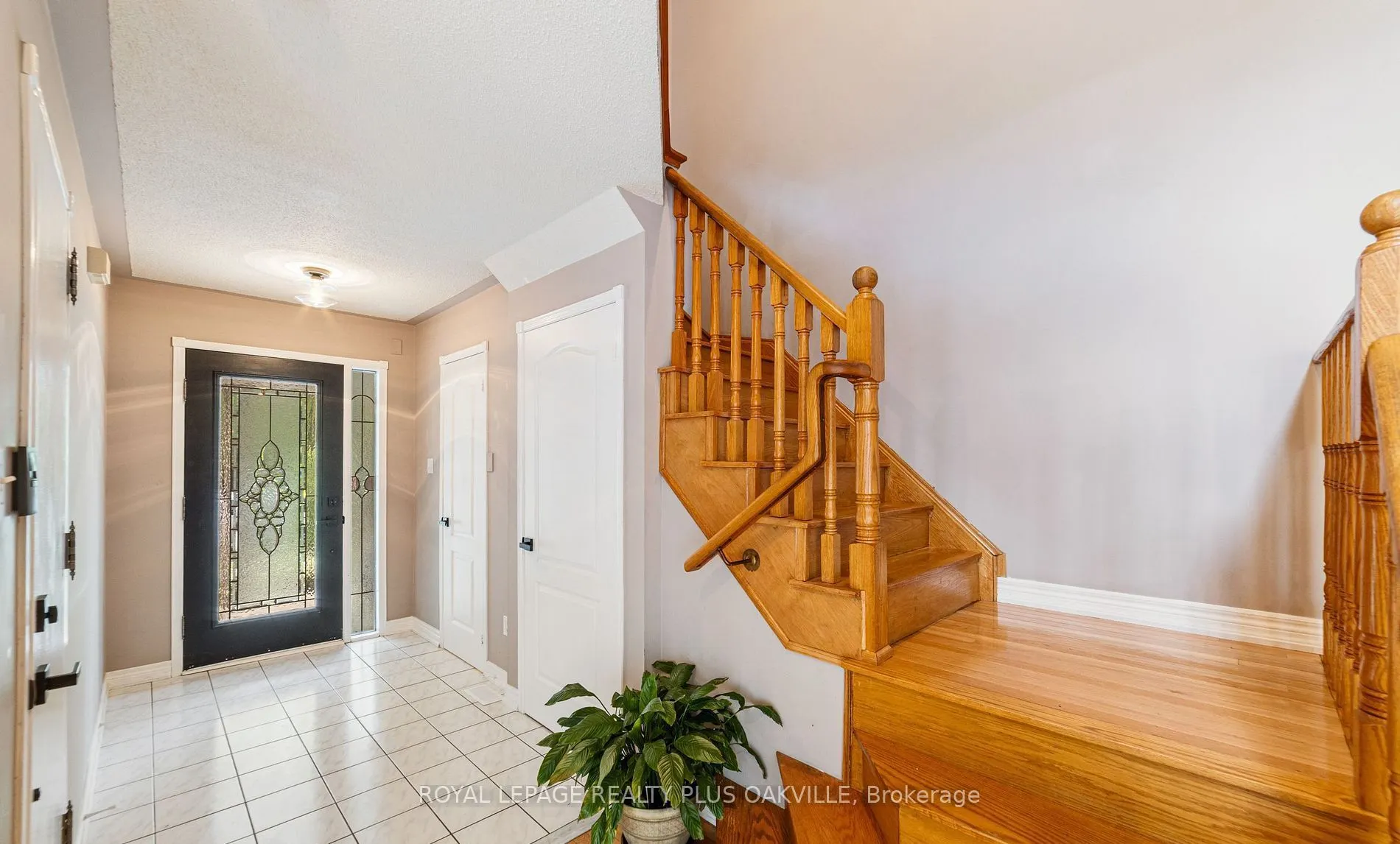 365 Turnberry Crescent