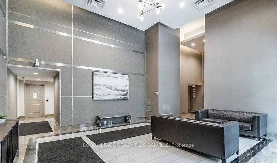 2490 Old Bronte Road, #221