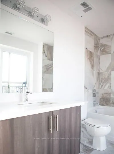 2490 Old Bronte Road, #221