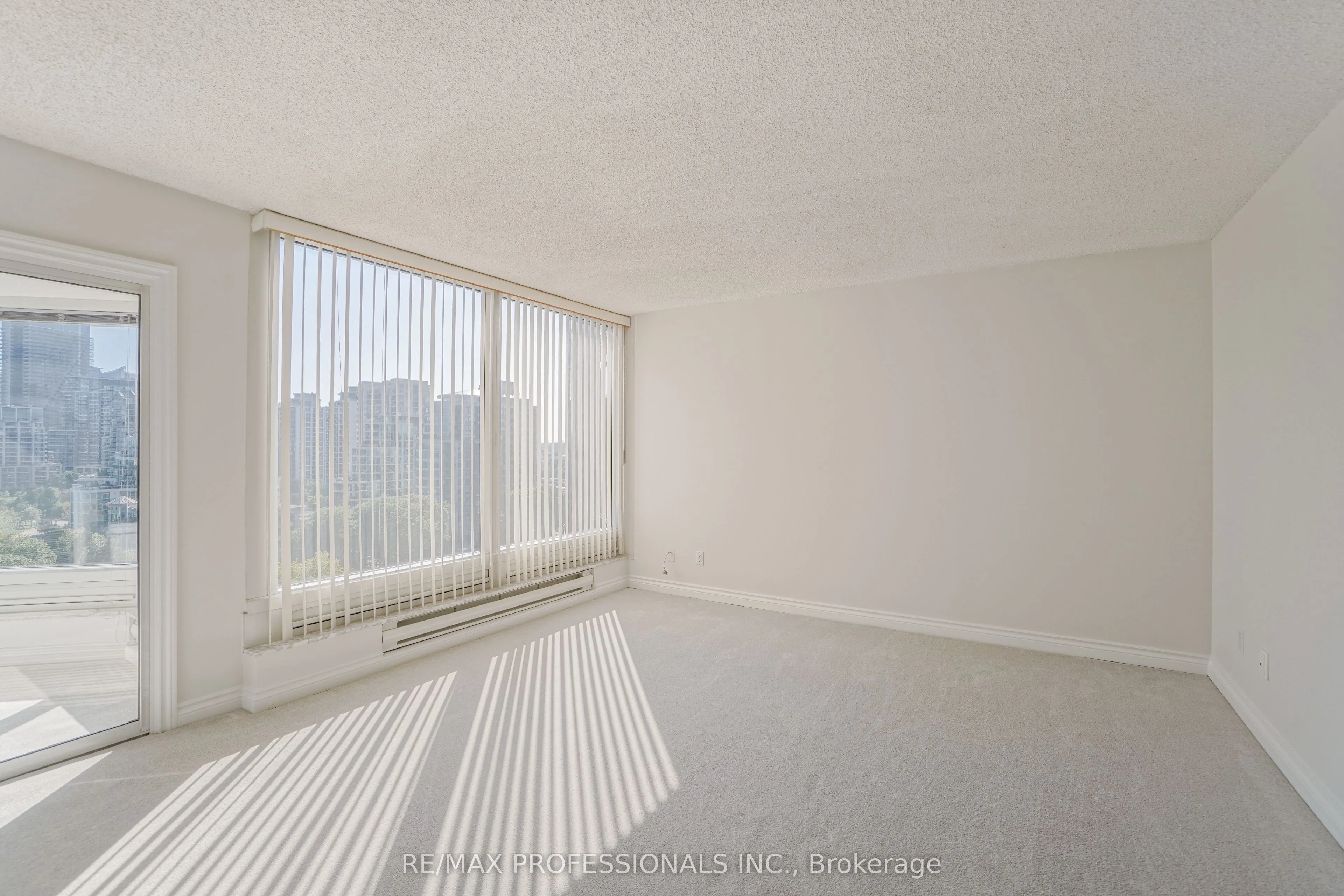 1 Palace Pier Court, #1108